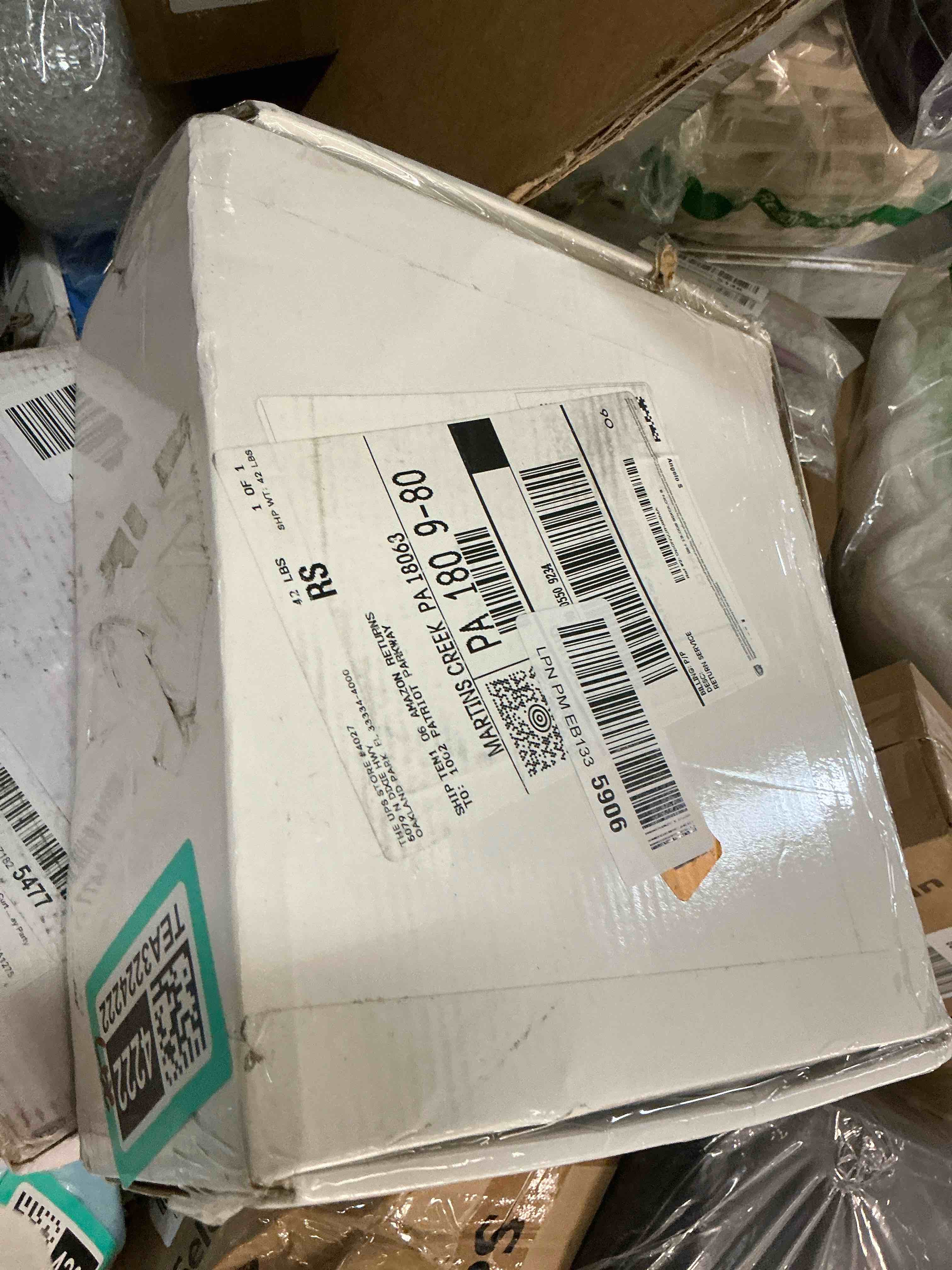 https://s3.amazonaws.com/lotting-images-prod/bidfta/TEA3224222_1760069686592.jpeg
