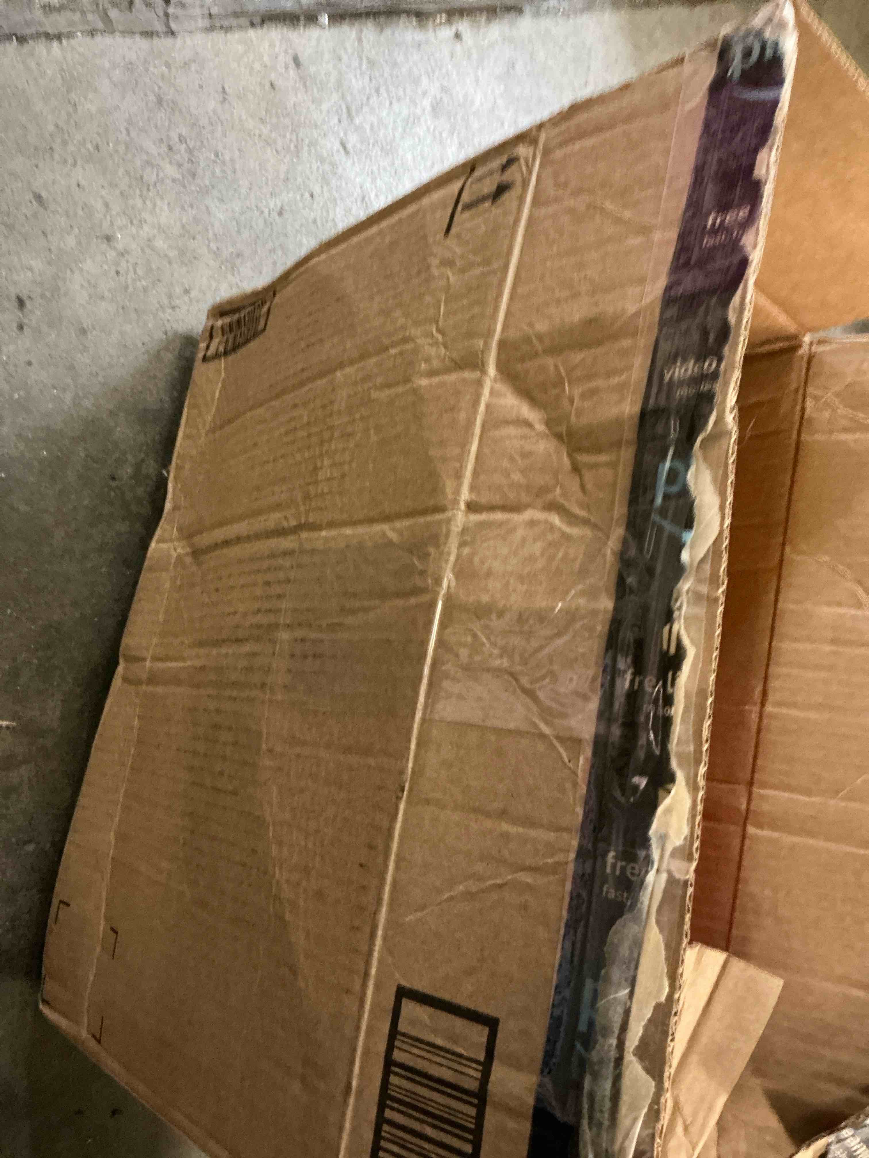 https://s3.amazonaws.com/lotting-images-prod/bidfta/TEA3224284_1760690255119.jpeg
