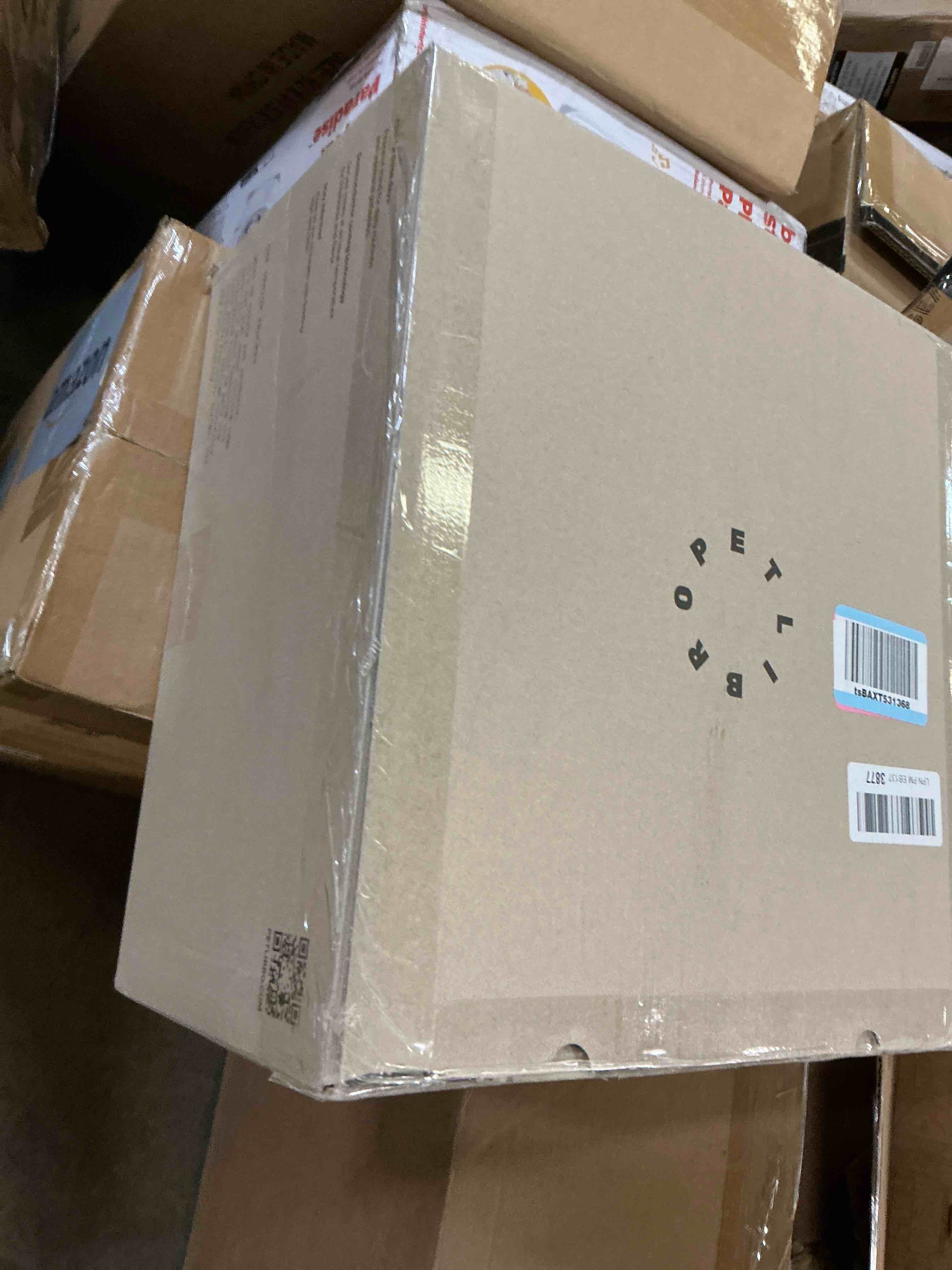 https://s3.amazonaws.com/lotting-images-prod/bidfta/TEA3224288_1760690370164.jpeg