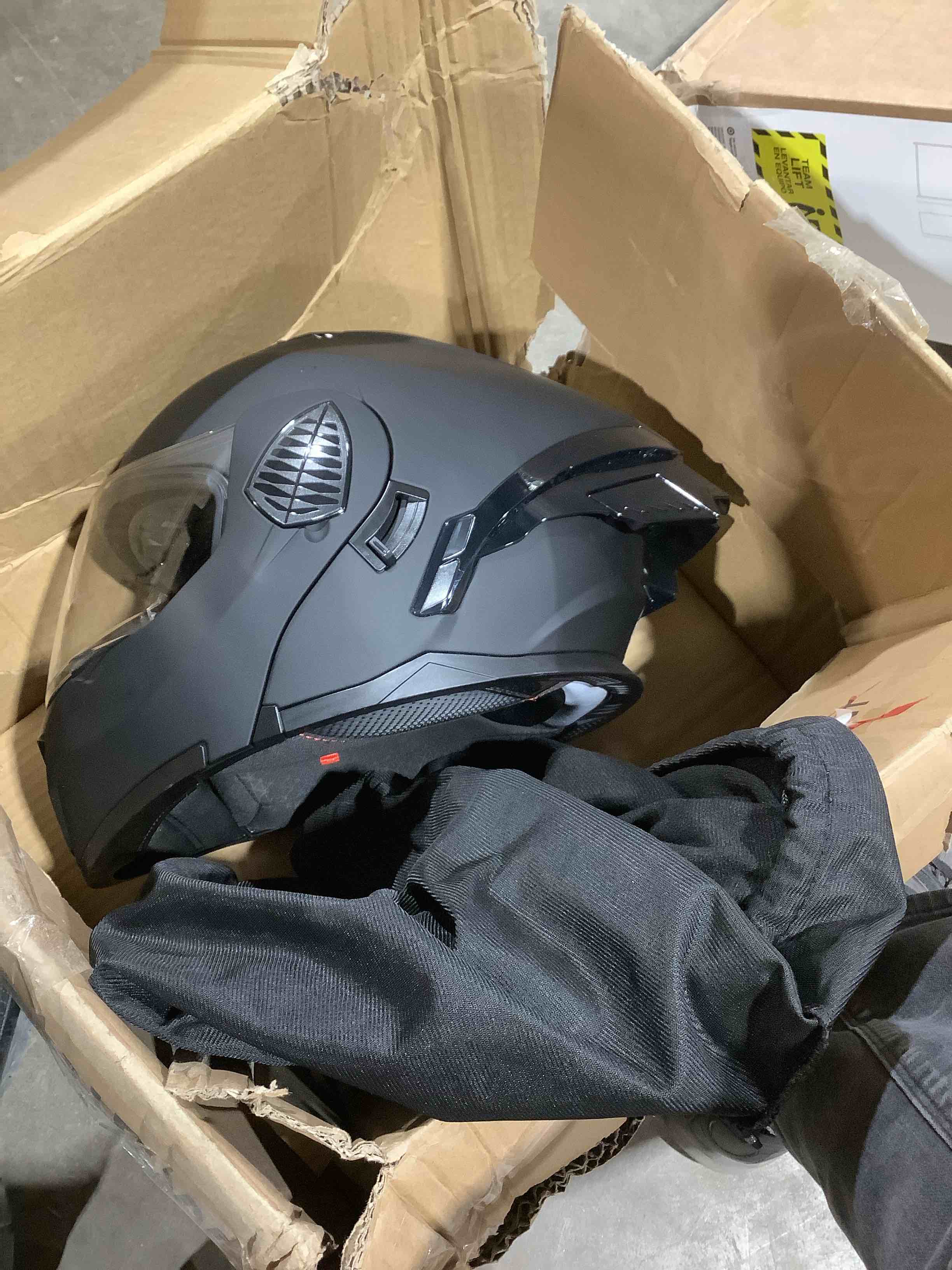 Condition photo showing Good Condition for Wheelx full face, modular motorcycle helmet, dual visor, large matte, black for men or women