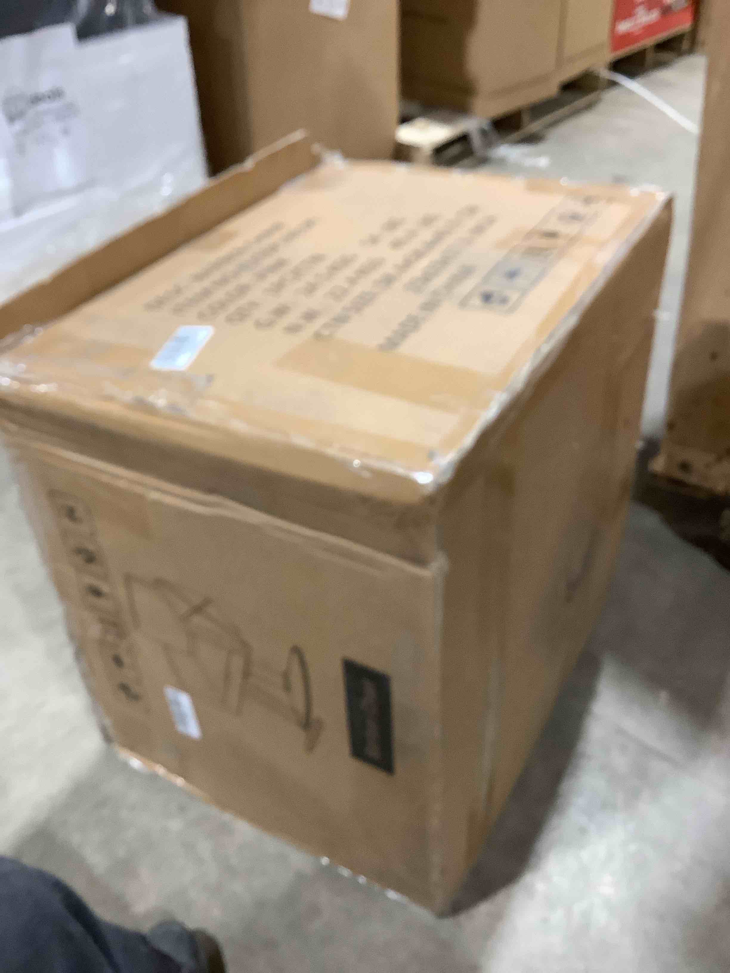 Condition photo showing Good Condition for Pink barber salon chair for hairstylist adjustable height