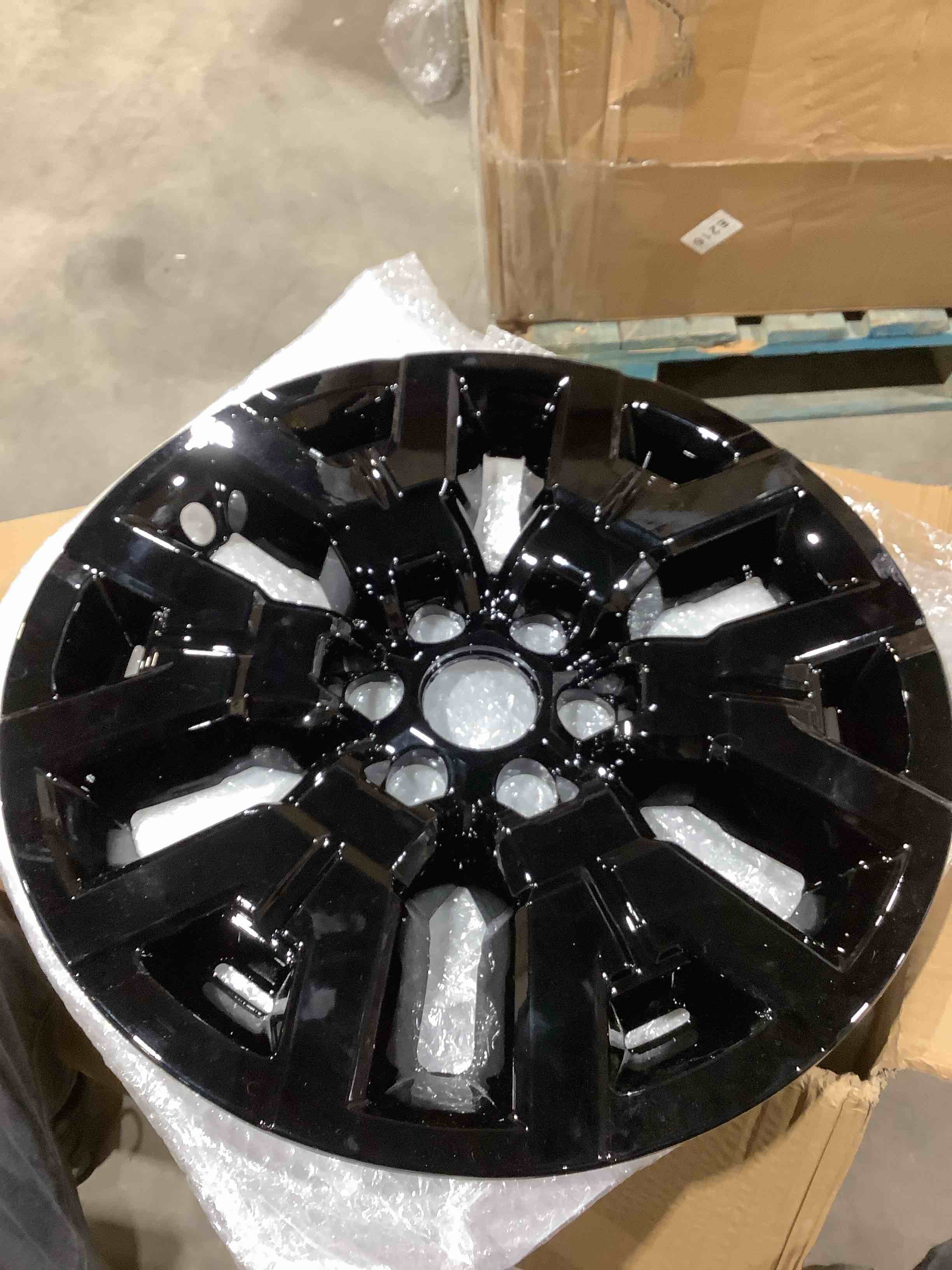 Condition photo showing New/Like New for 17 inch set of four glossy black wheel skin compatible with Nissan frontier 2022 to 2024