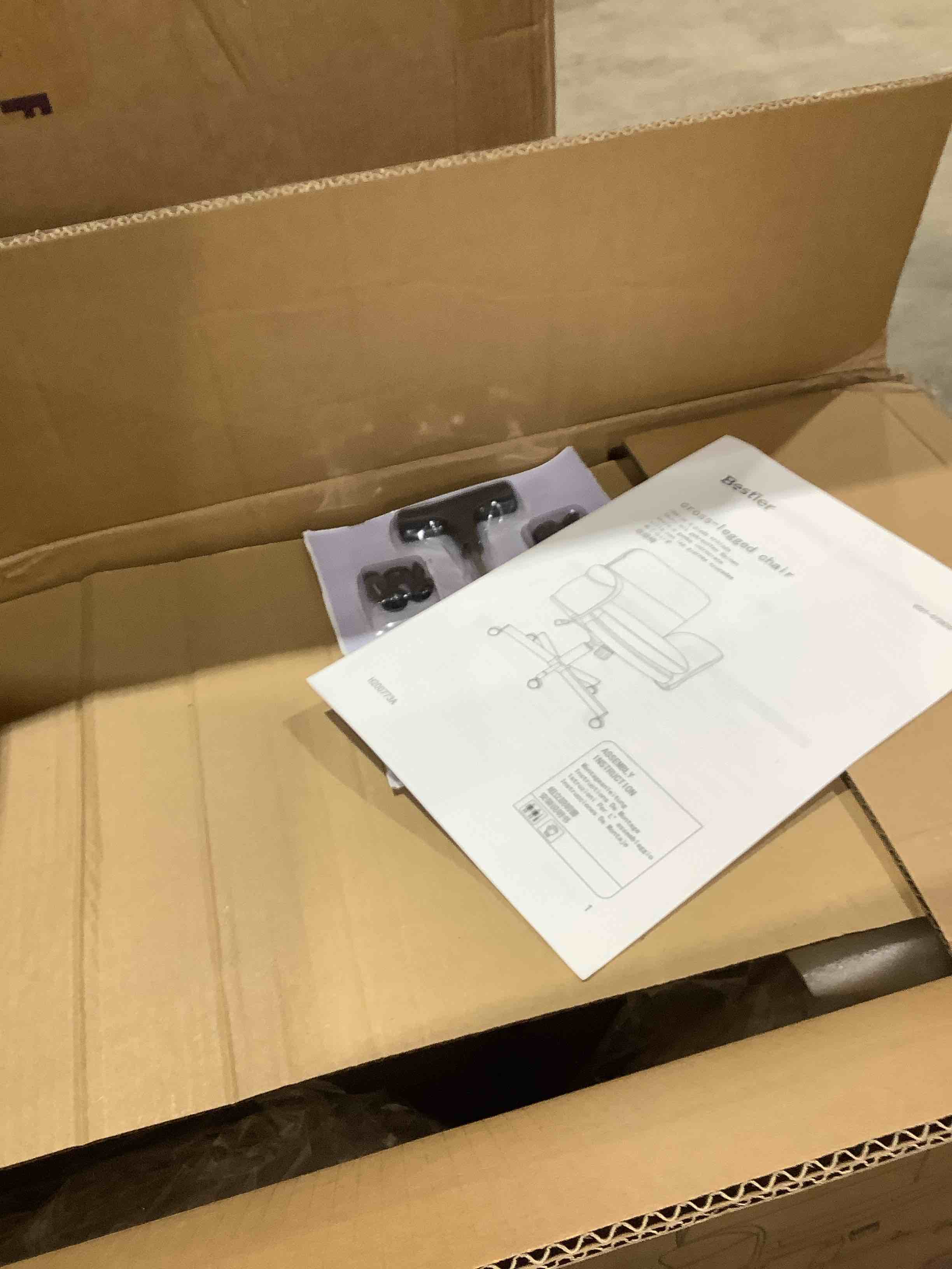 Condition photo showing New/Like New for Bestier pink office chair 