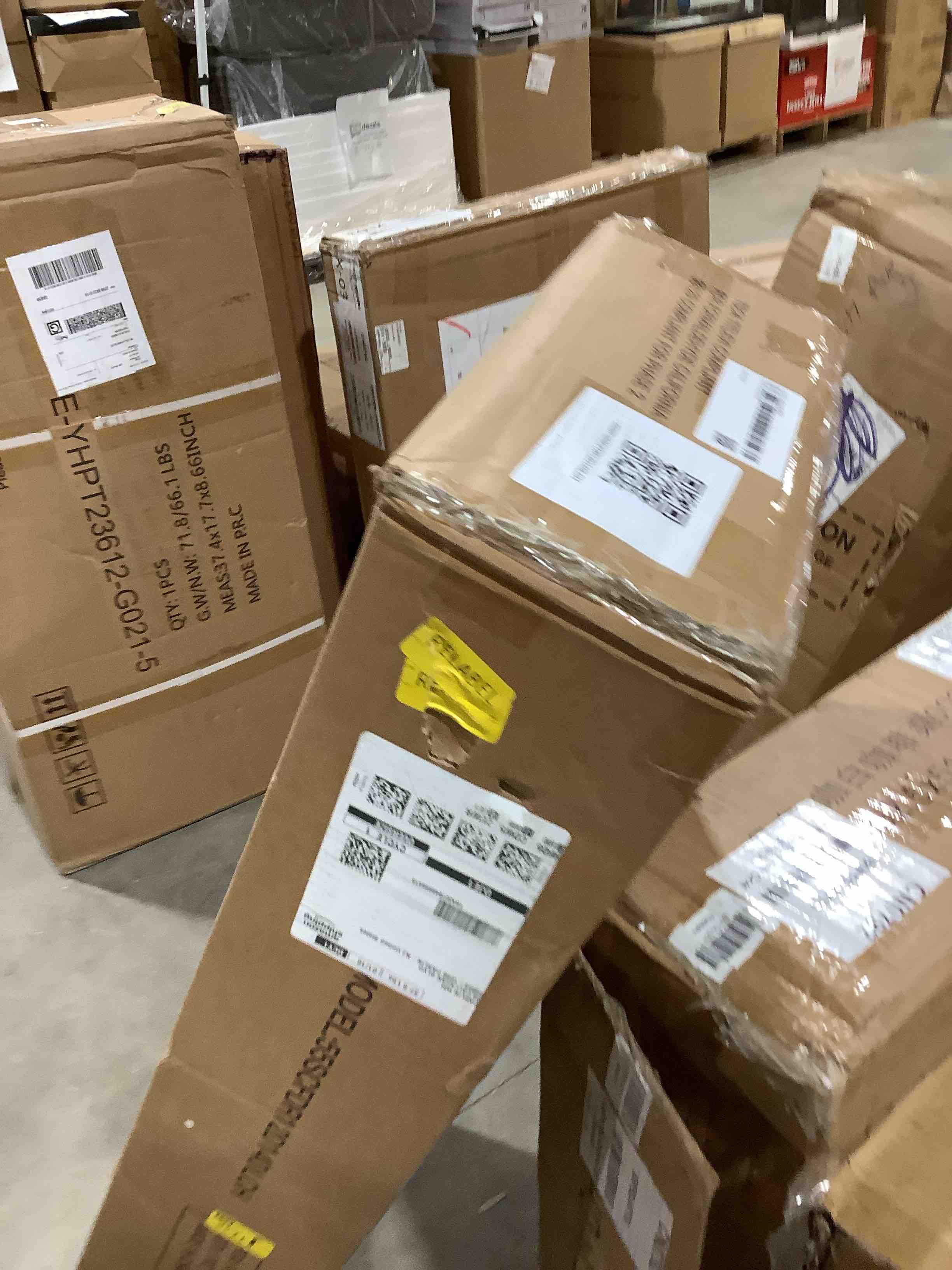 Condition photo showing Good Condition for 55-inch wide dresser featuring 12 drawers