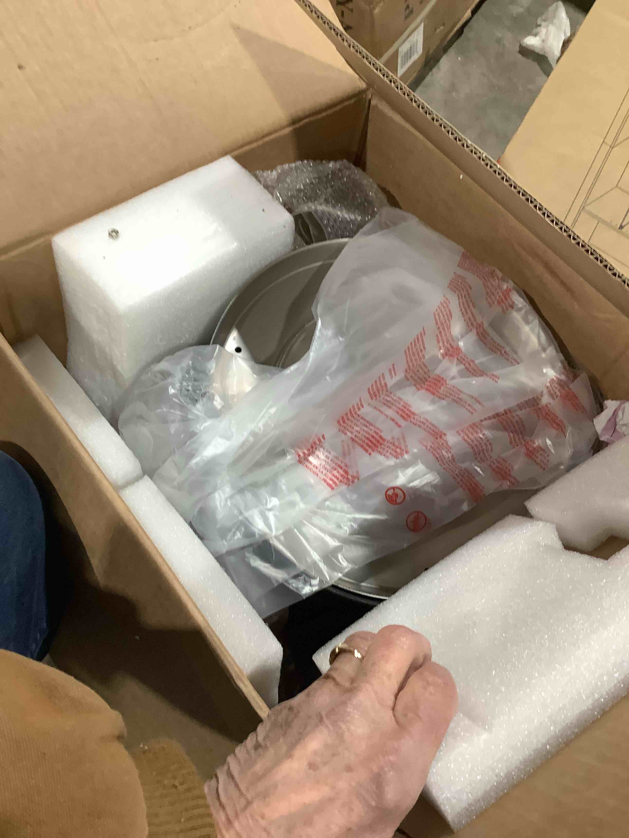 Condition photo showing Good Condition for Mars Explo Portable Tabletop Patio Heater me179512bk