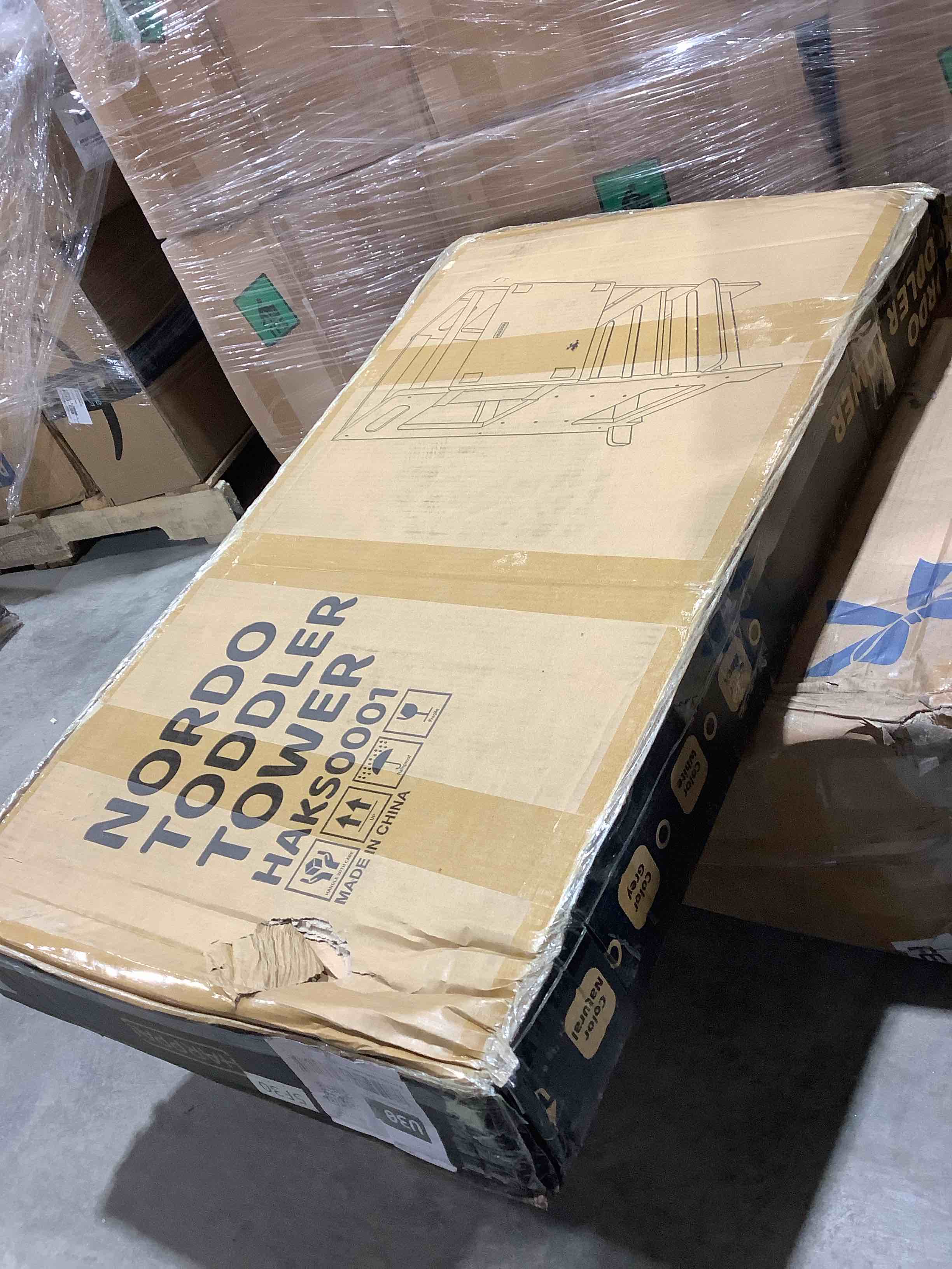 Condition photo showing Good Condition for Toddler, kitchen, learning helper with adjustable height and anti-slip protection