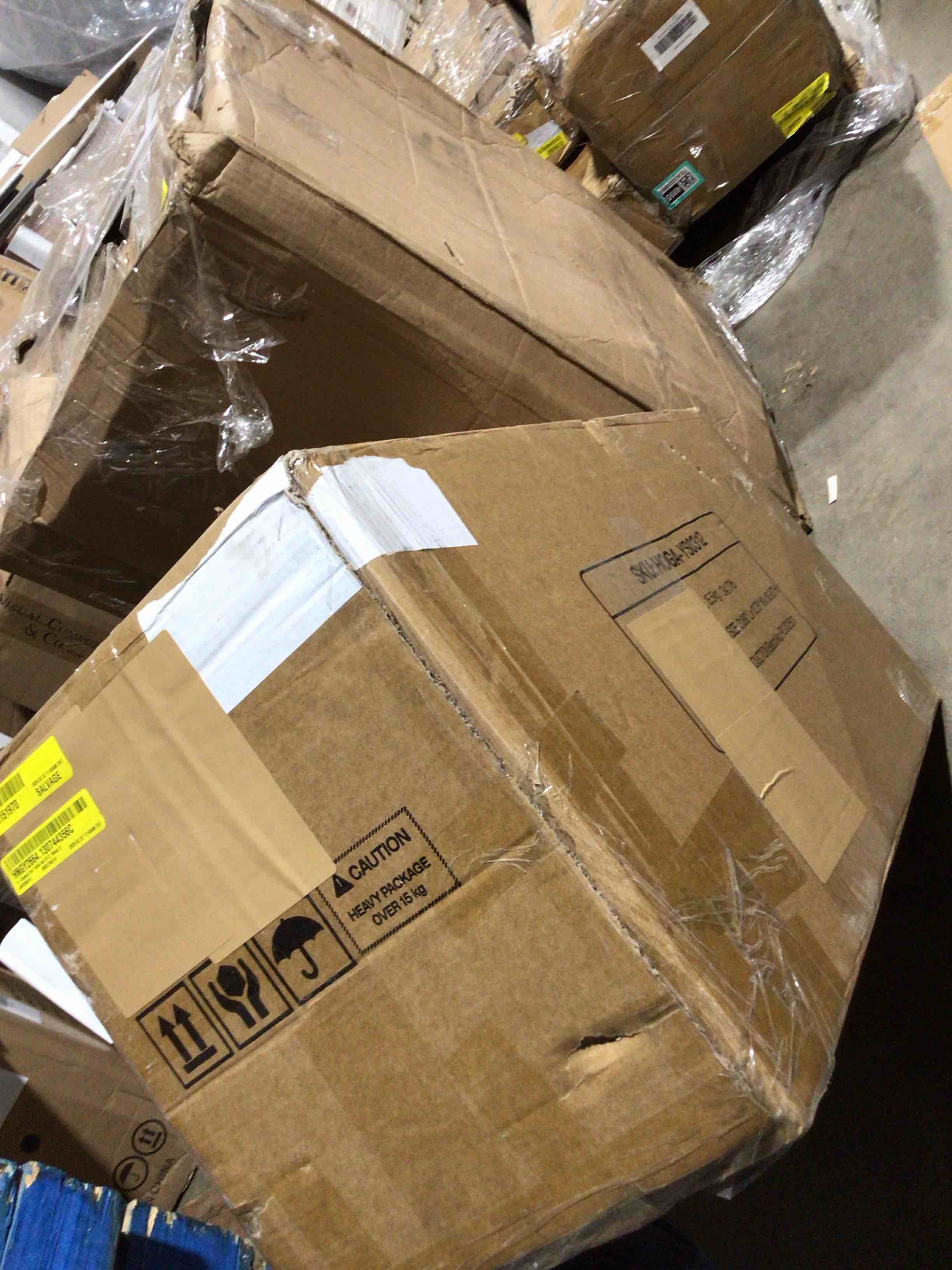 Condition photo showing New/Like New for C Shaped End table set of two