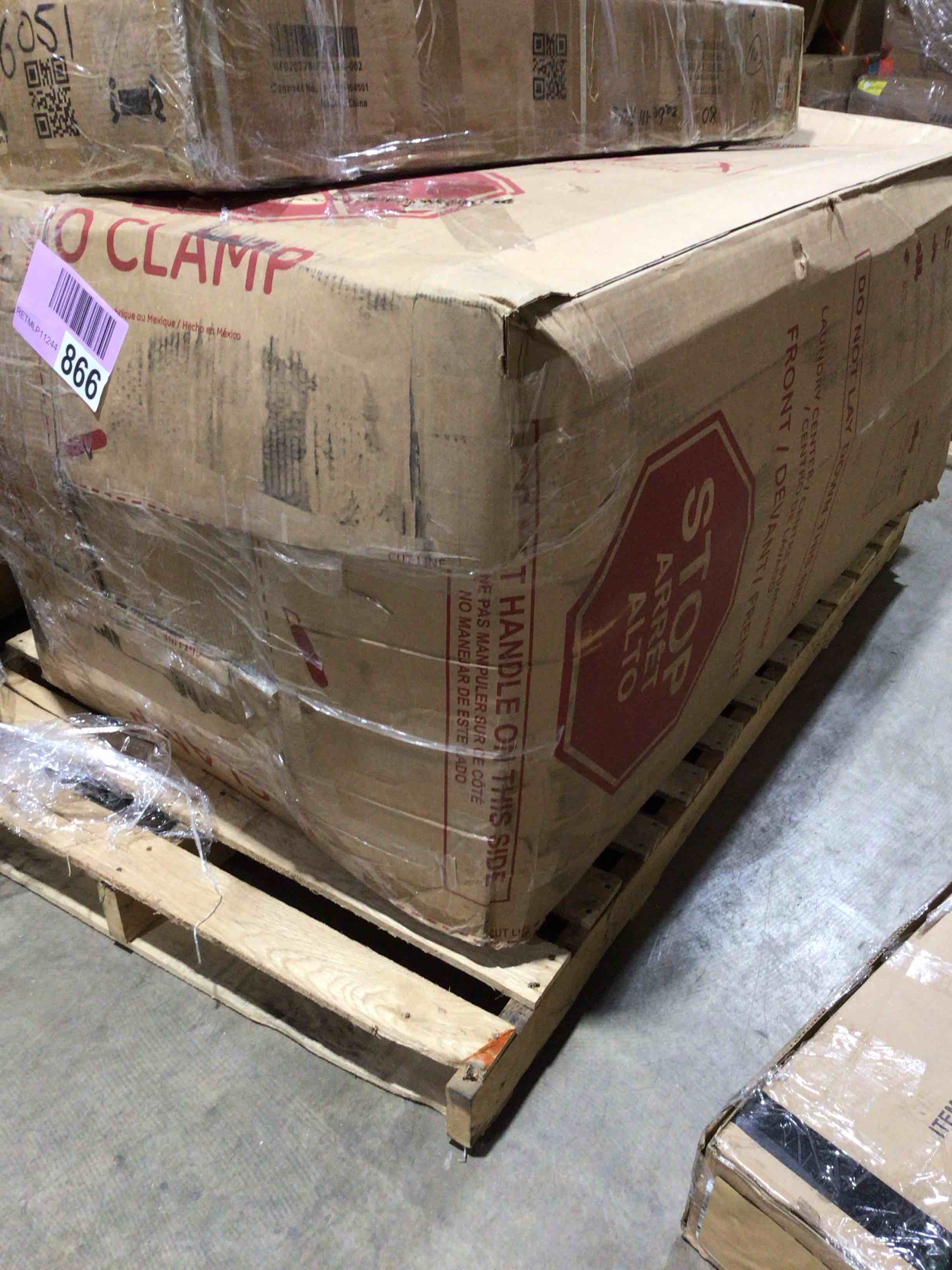 Condition photo showing Good Condition for 4 Seat U sectional couch, 110 inches wide