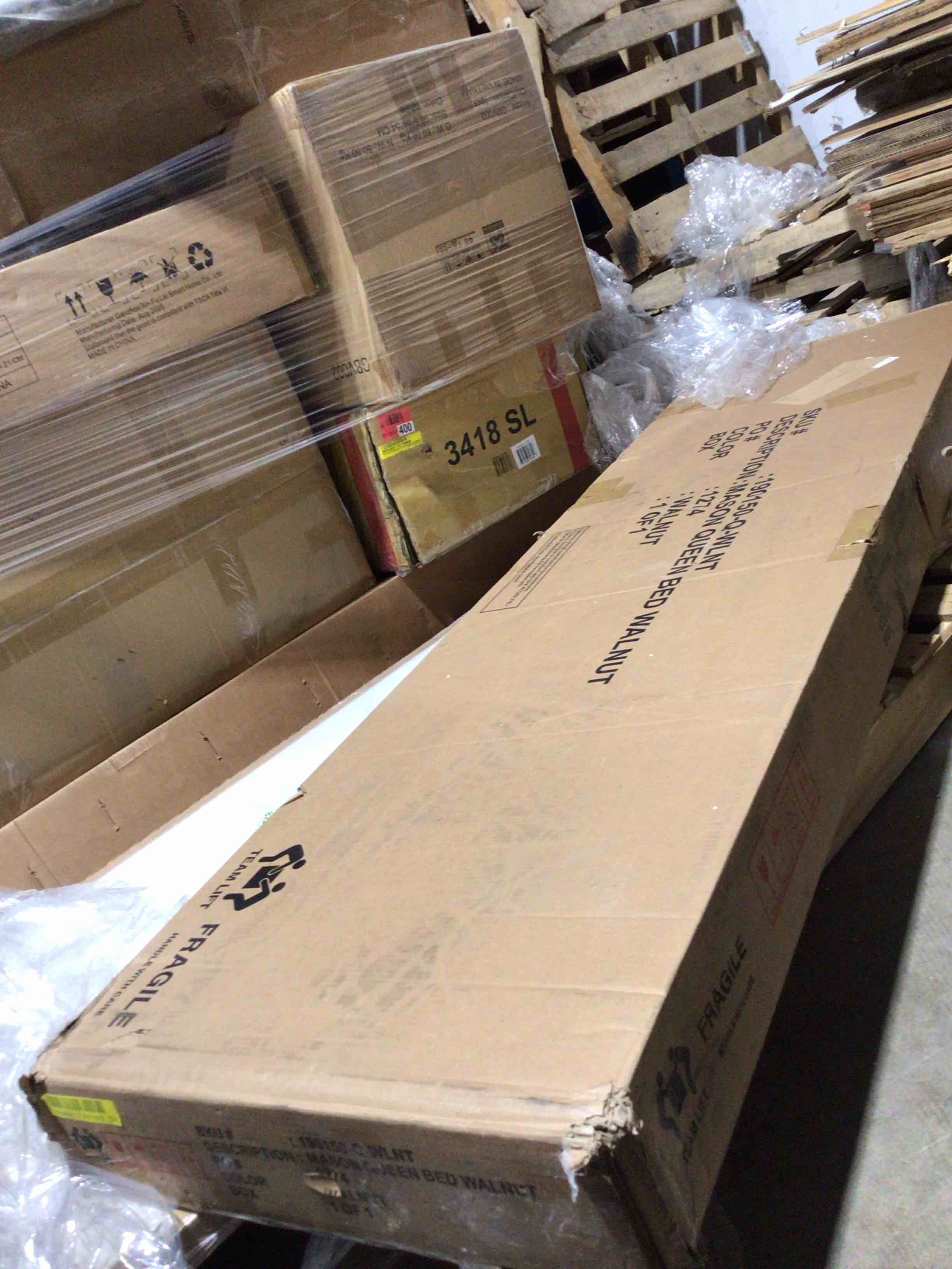 Condition photo showing Good Condition for Mason Queen Bed Walnut 190150 – Q – WLNT