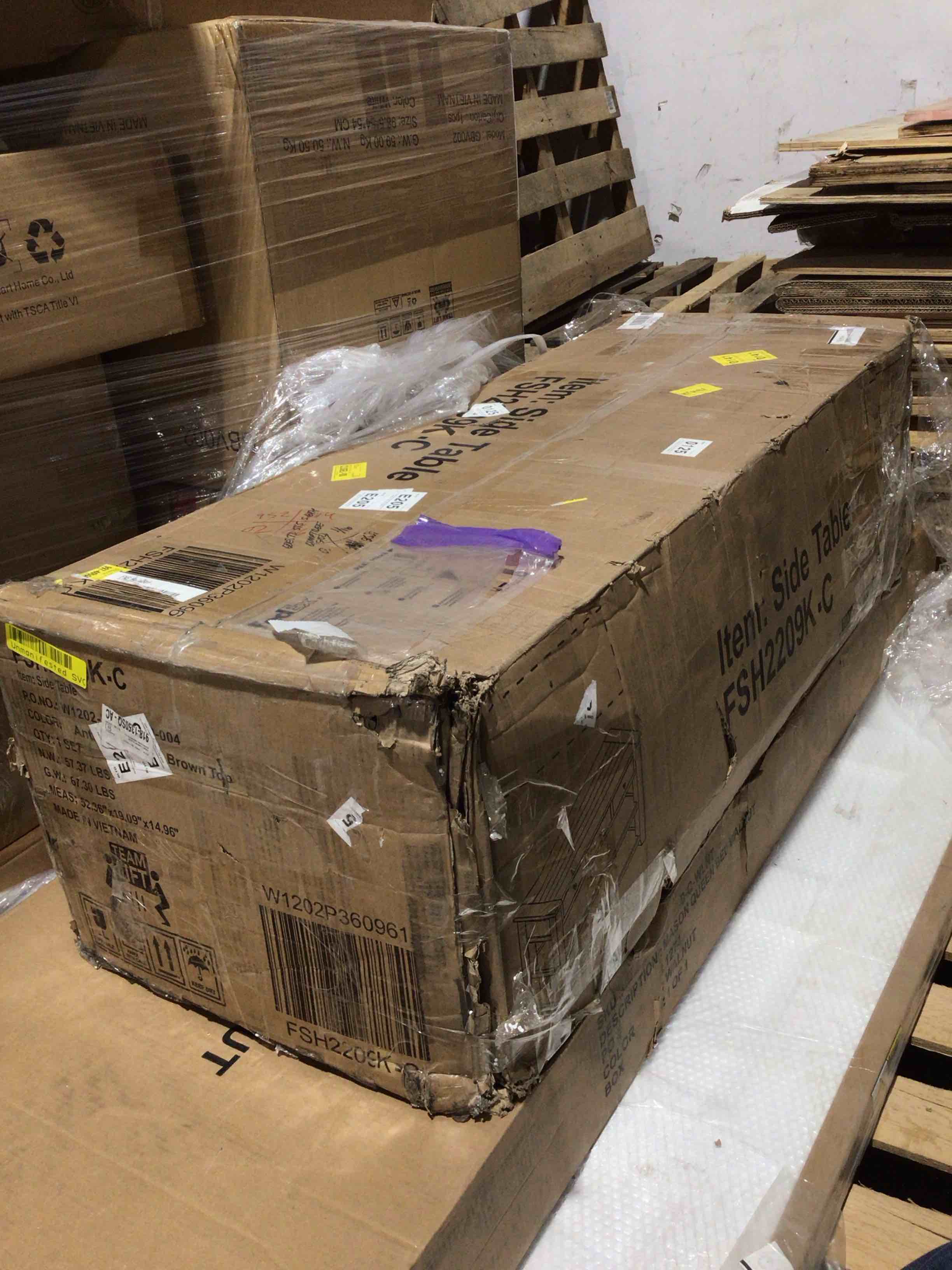 Condition photo showing Good Condition for Home, Consol table entryway, desk, sofa, side table with three drawers and two bottom storage shelves