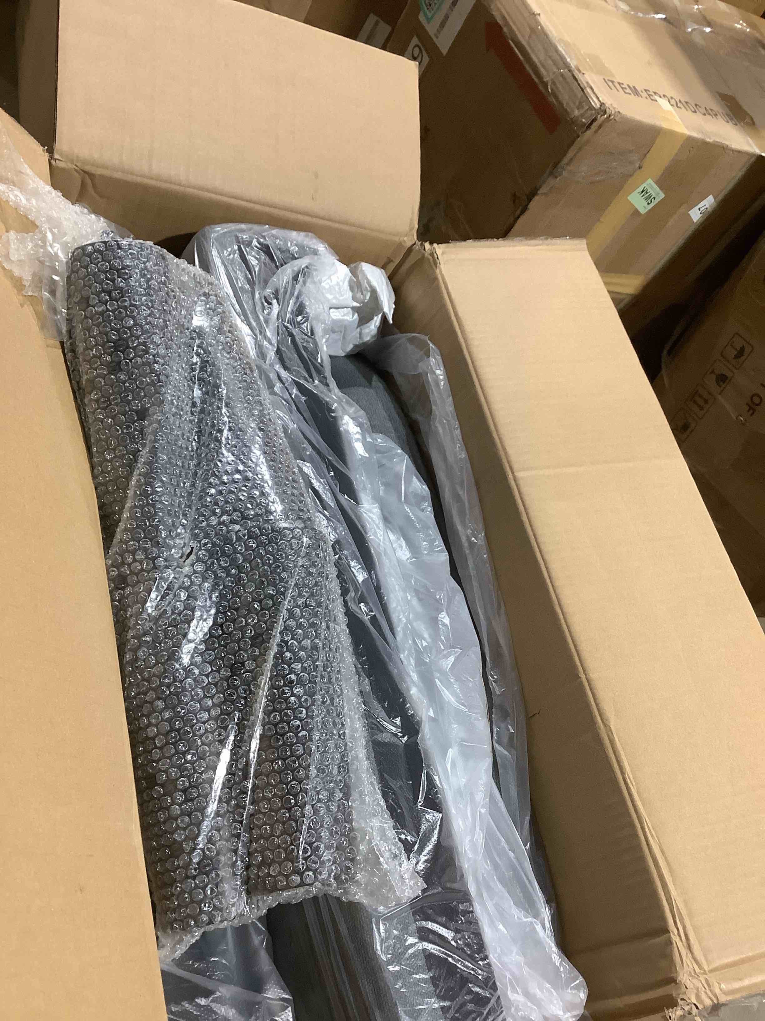 Condition photo showing Good Condition for Tanisha 3 peace, living room set, gray, incomplete 