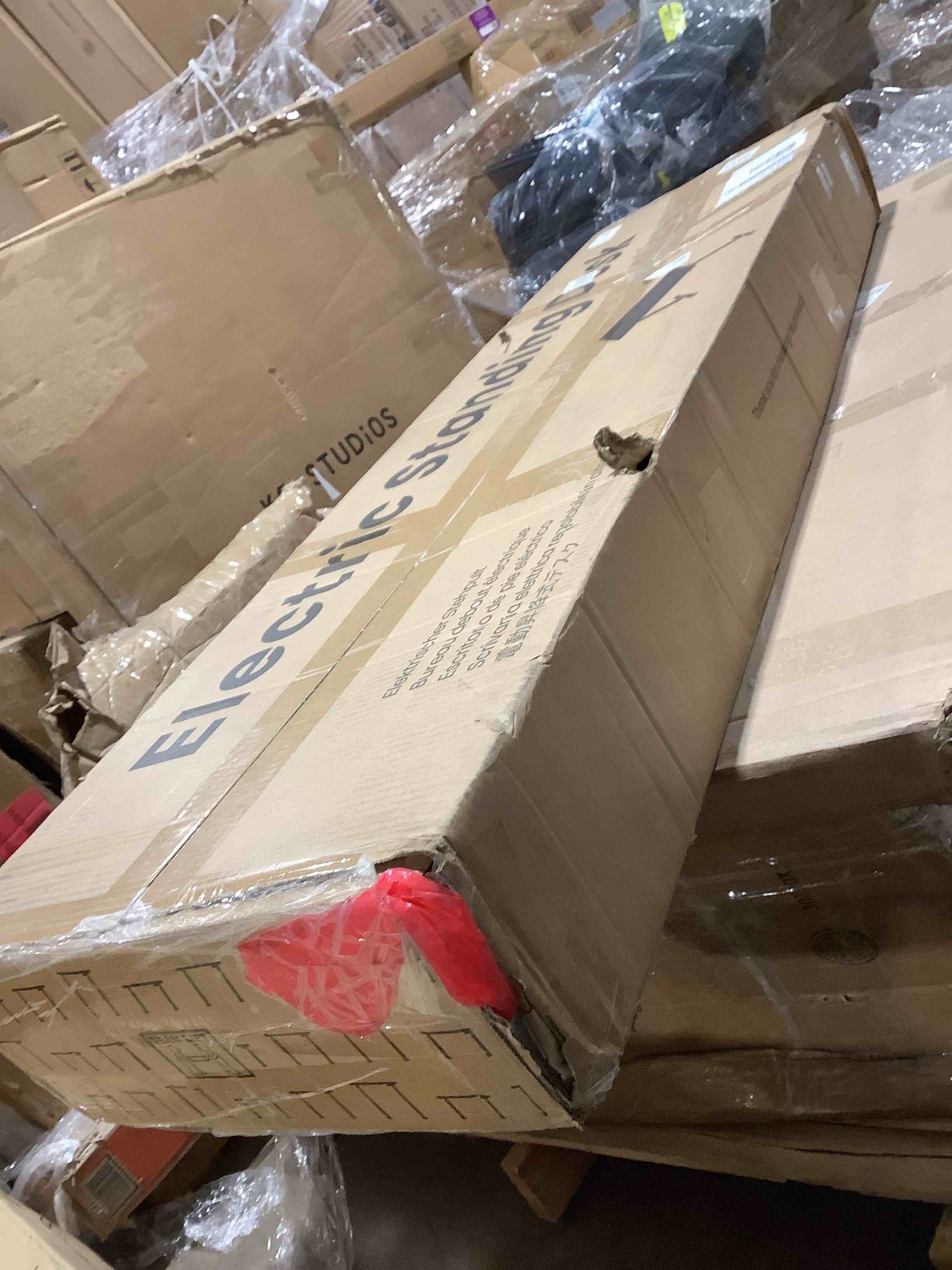 Condition photo showing Good Condition for Electric Standing Desk