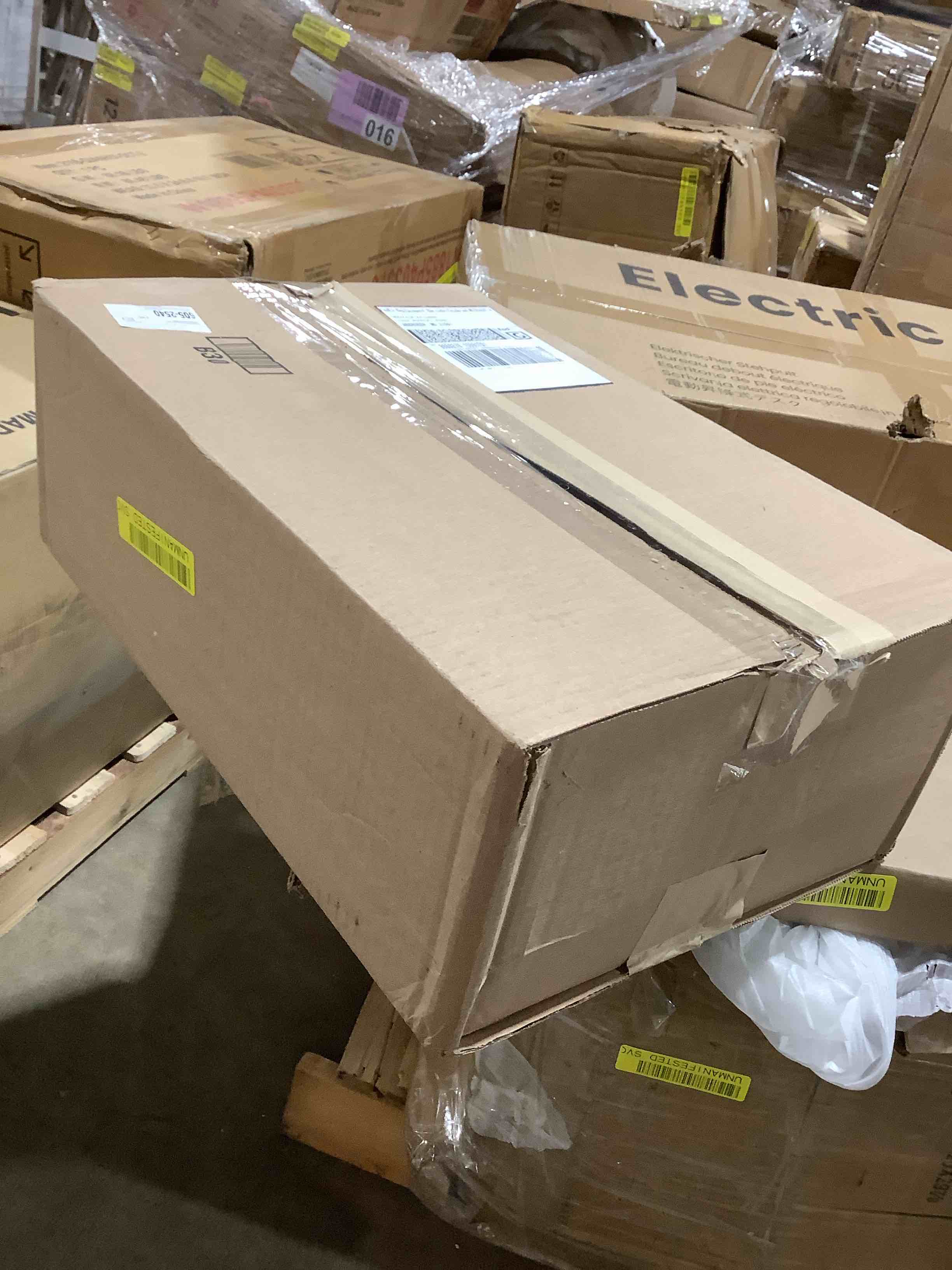 Condition photo showing New/Like New for 23.6" stimulated hydrangea garland, reef, rustic farmhouse