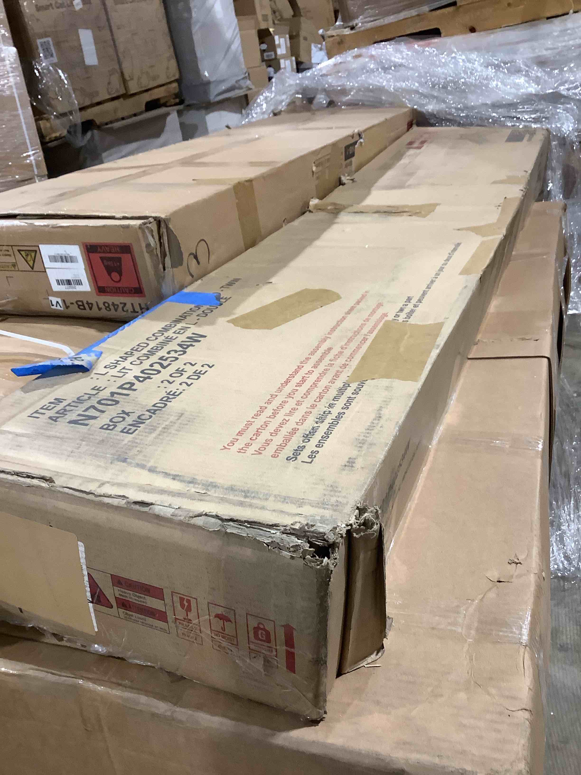 Condition photo showing Good Condition for L shaped Corner twin beds, combination white, incomplete 