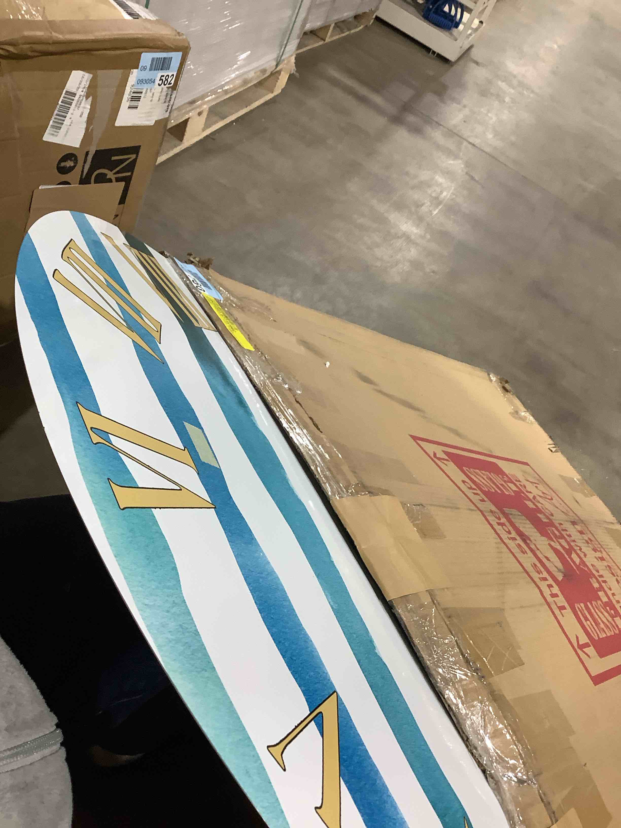 Condition photo showing Good Condition for Aquatic round dark blue, vertical modern wall cloth