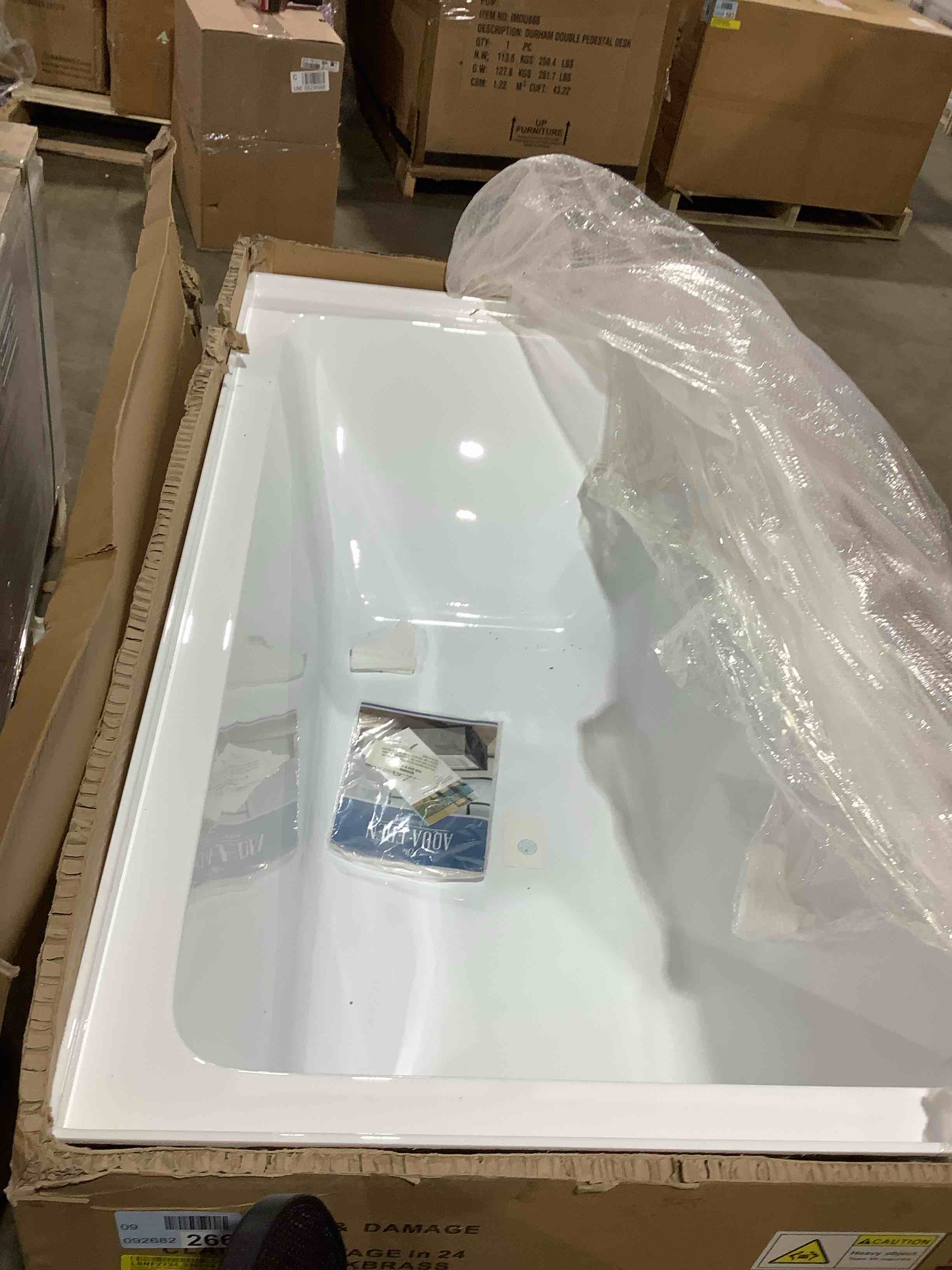 Condition photo showing New/Like New for Aqua Eden Kingston bath tub, left drain 54" x 30"