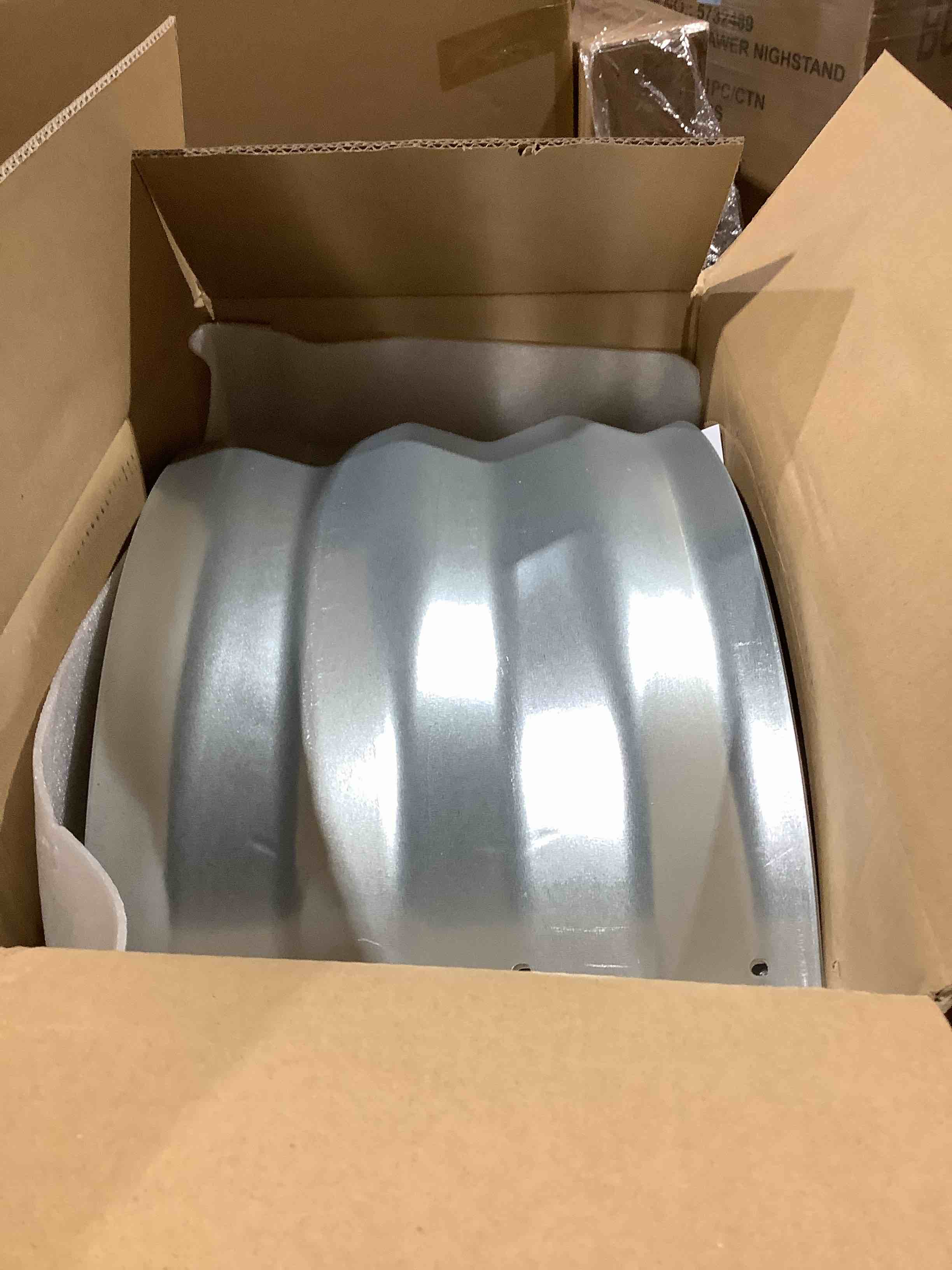 Condition photo showing Good Condition for Hal 5'7" by 1'8" raised garden bed