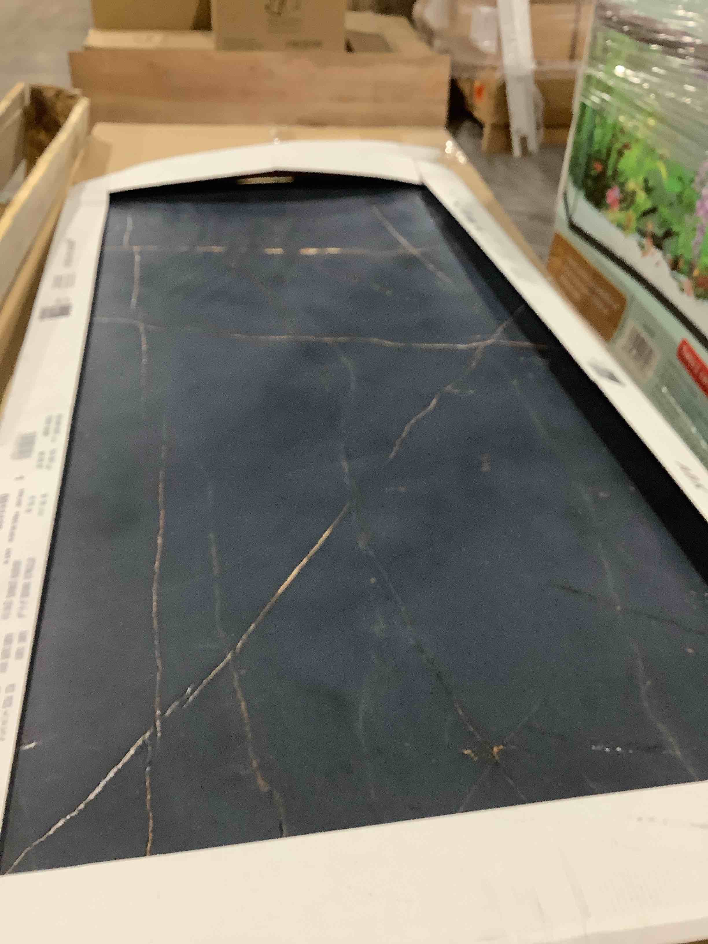Condition photo showing New/Like New for Flaviker 47" x 23.5", 2 pieces Luxury Black Polished Porcelain Tile