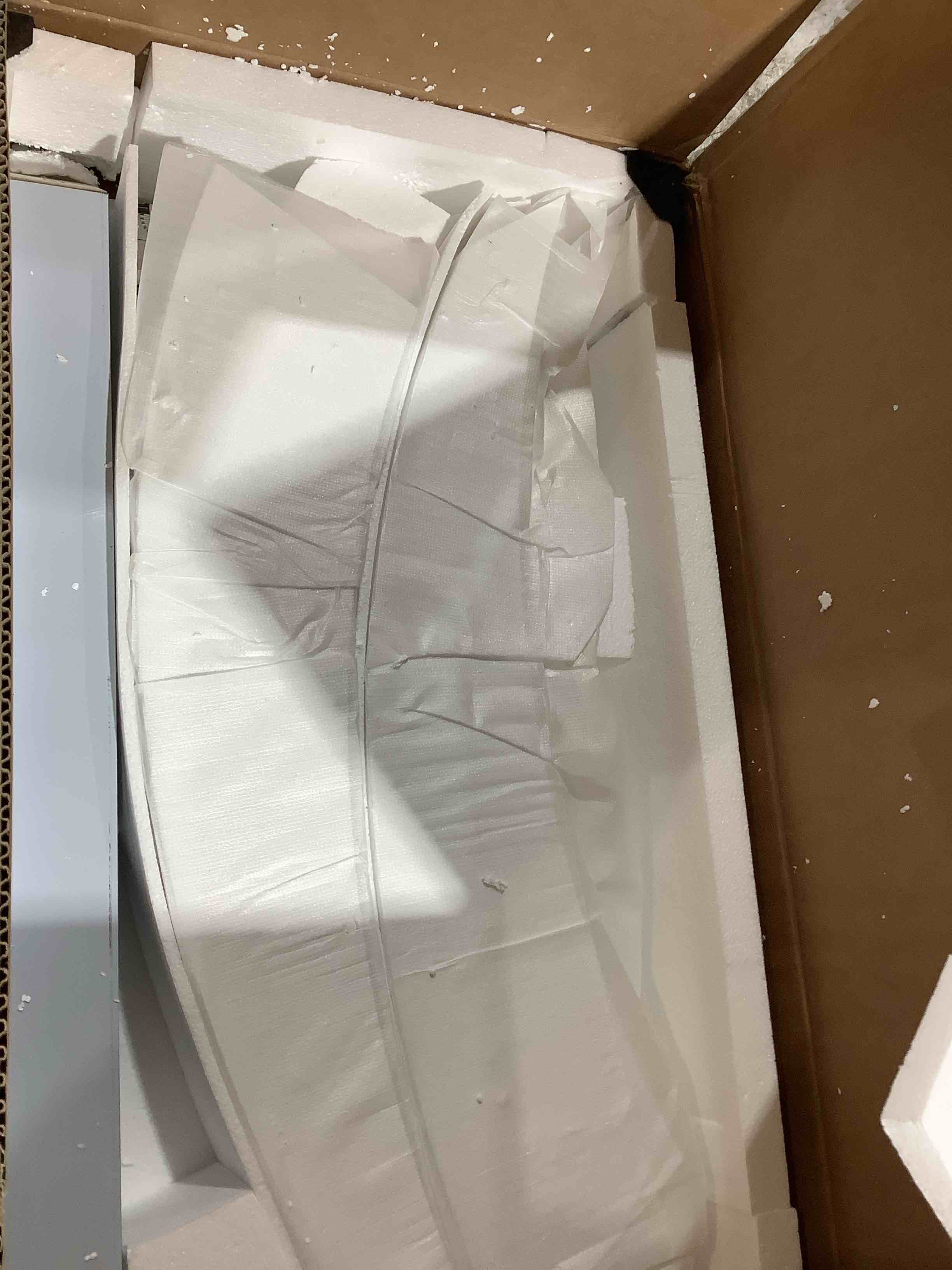 Condition photo showing Good Condition for Atlanta 6 table legs only