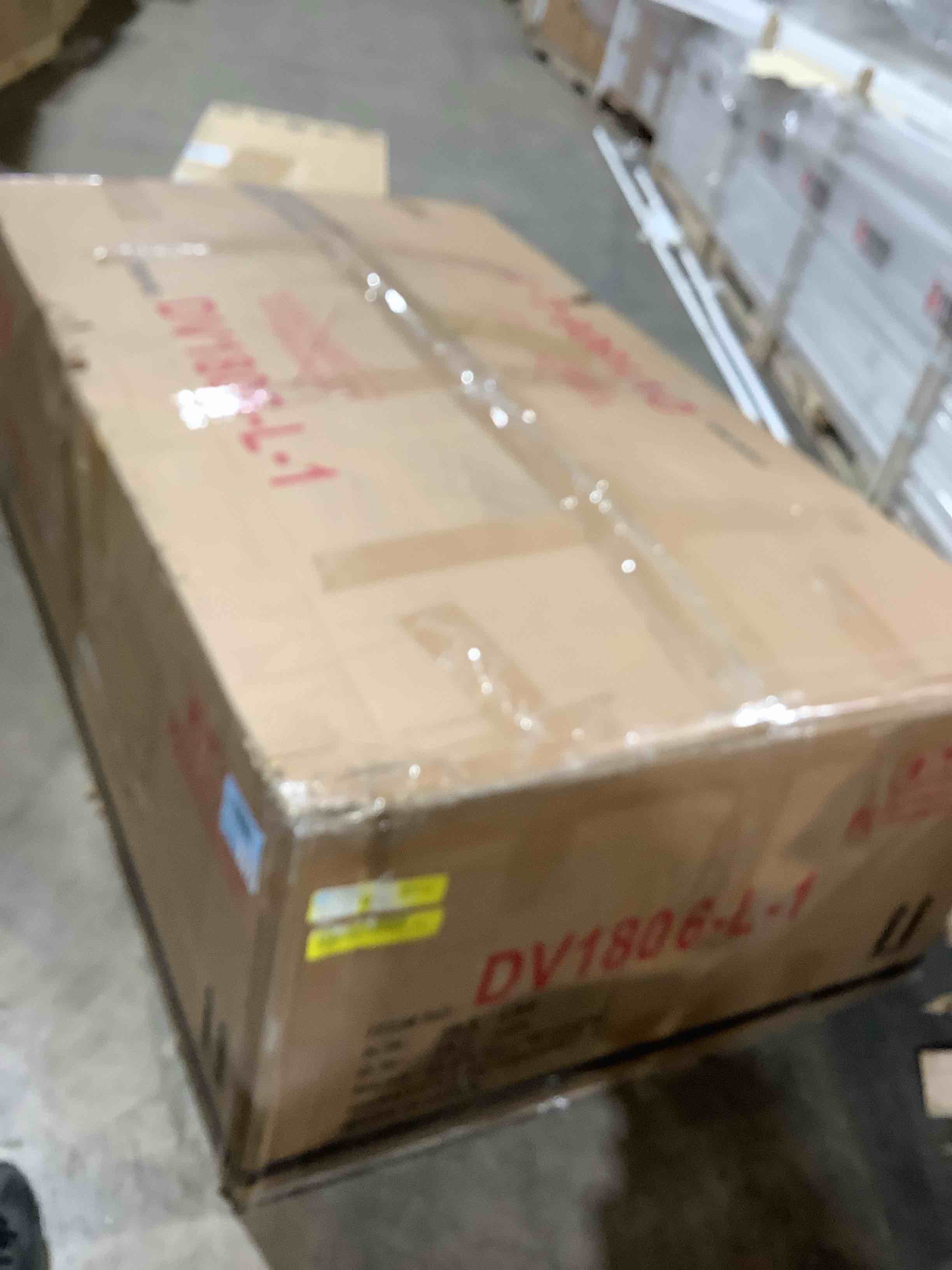 Condition photo showing Good Condition for Left arm Loveseat dv1806-l-1, incomplete 