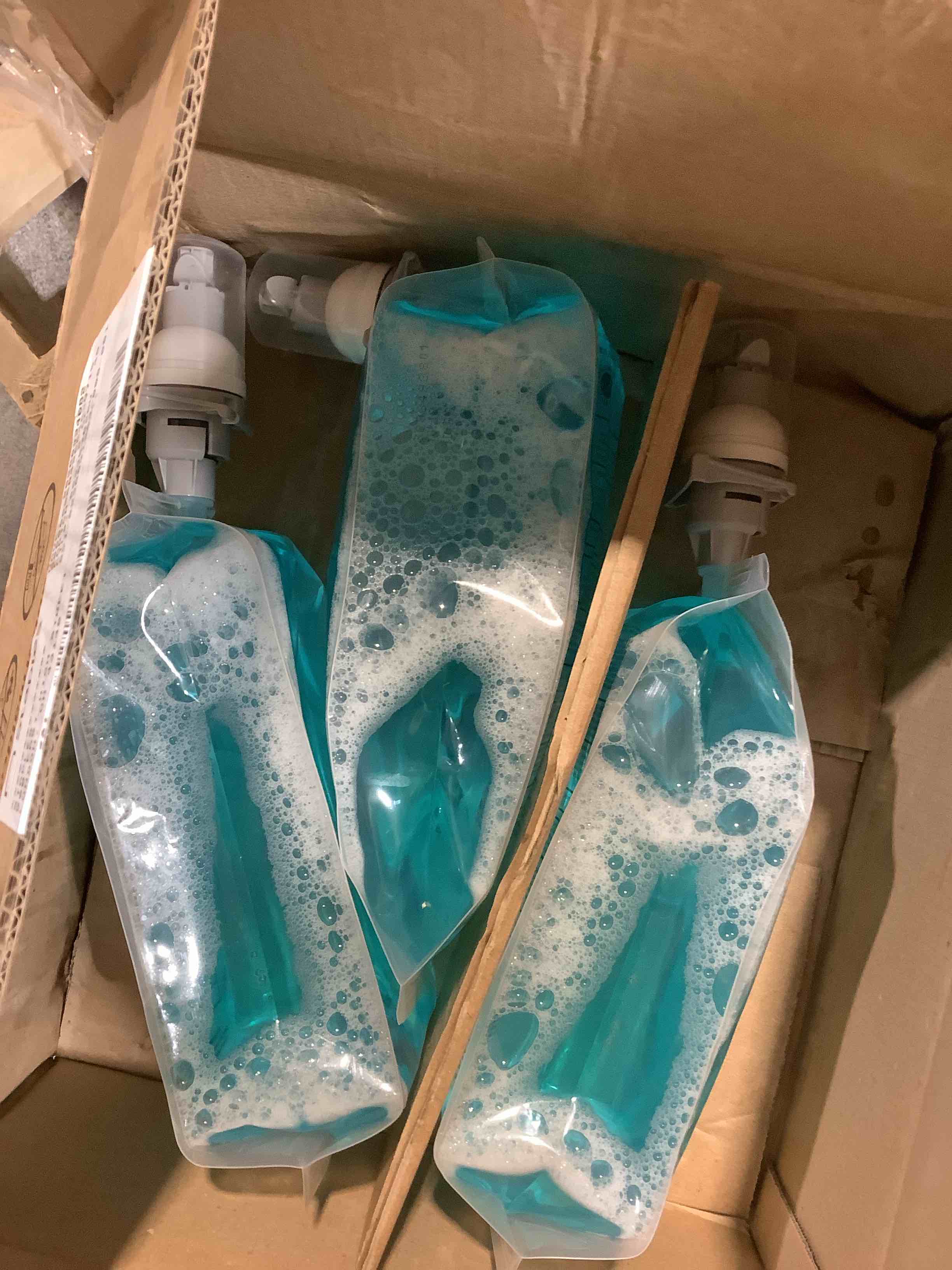 Condition photo showing Good Condition for Rubbermaid 750112 Autofoam Hand Soap Refill, Lotion Soap with Moisturizer, 1100 mL 3 pack 