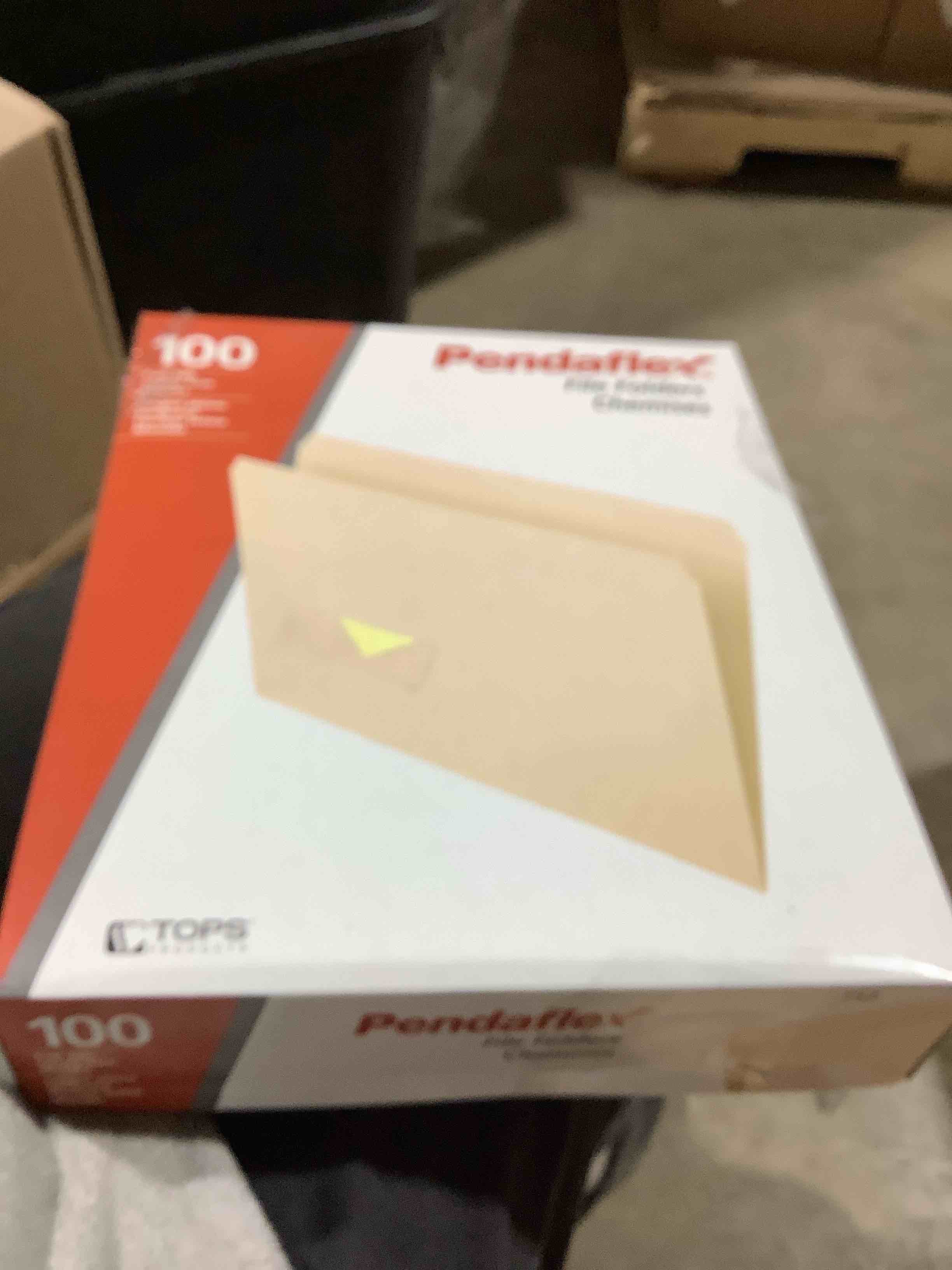Condition photo showing New/Like New for Pendaflex Straight Cut Recycled File Folder  Letter  3/4 in Expansion  Mediumweight  Manila  Pack of 100