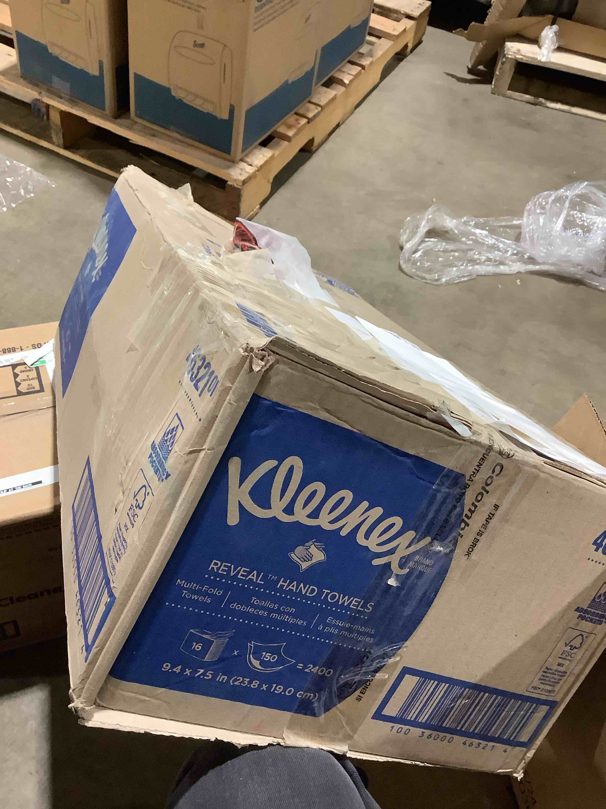 Condition photo showing New/Like New for Kleenex Reveal Multifold Paper Towels  Bulk (46321)  2-Ply  7.5  x 9.4  Towel  for Kimberly-Clark Professional Countertop System Dispensers (150 Sheets/Pack  16 Packs/Case  2 400 Sheet Total)