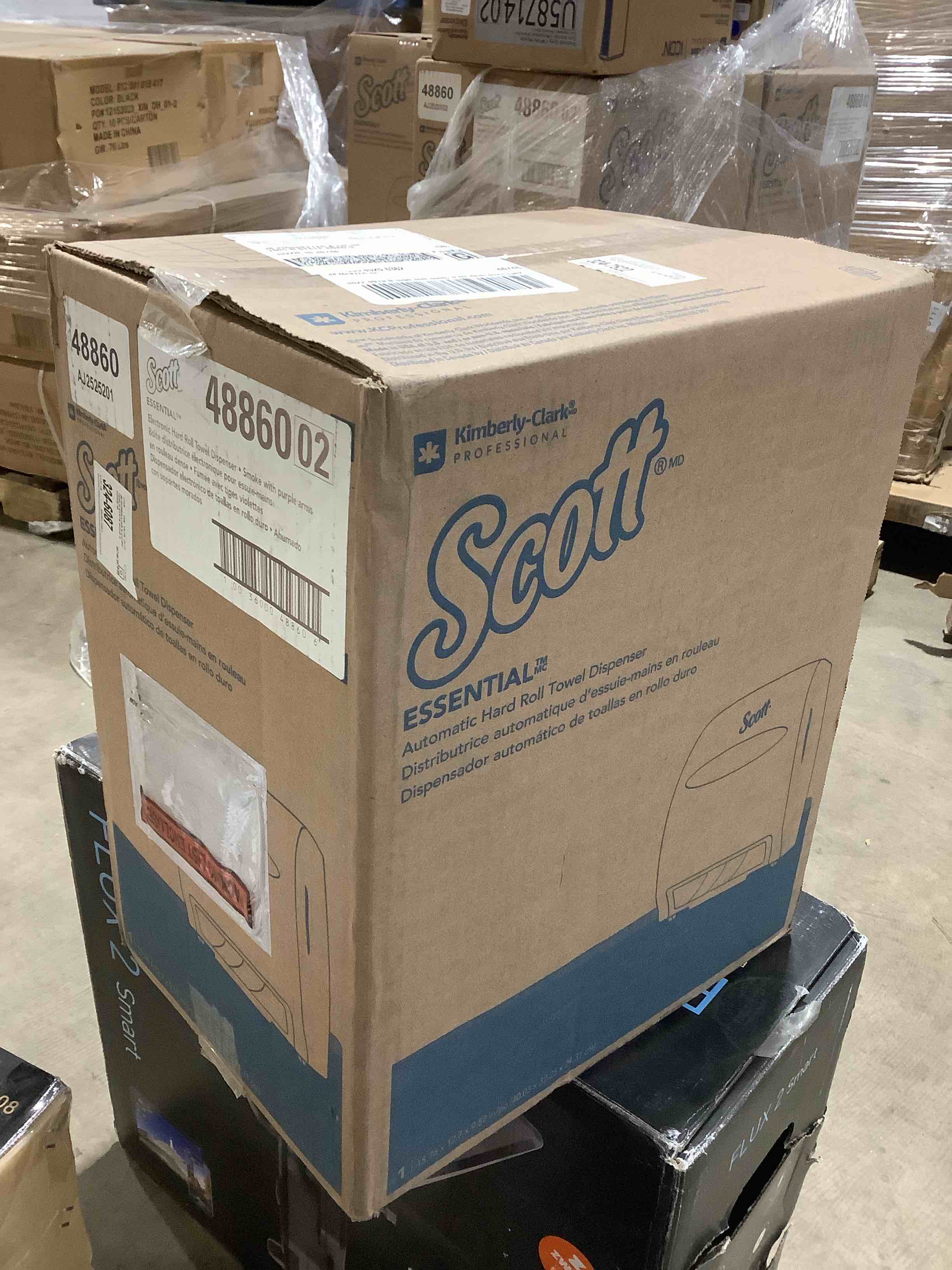 Condition photo showing New/Like New for Scott 48860 Essential System Hard Roll Towel Dispenser