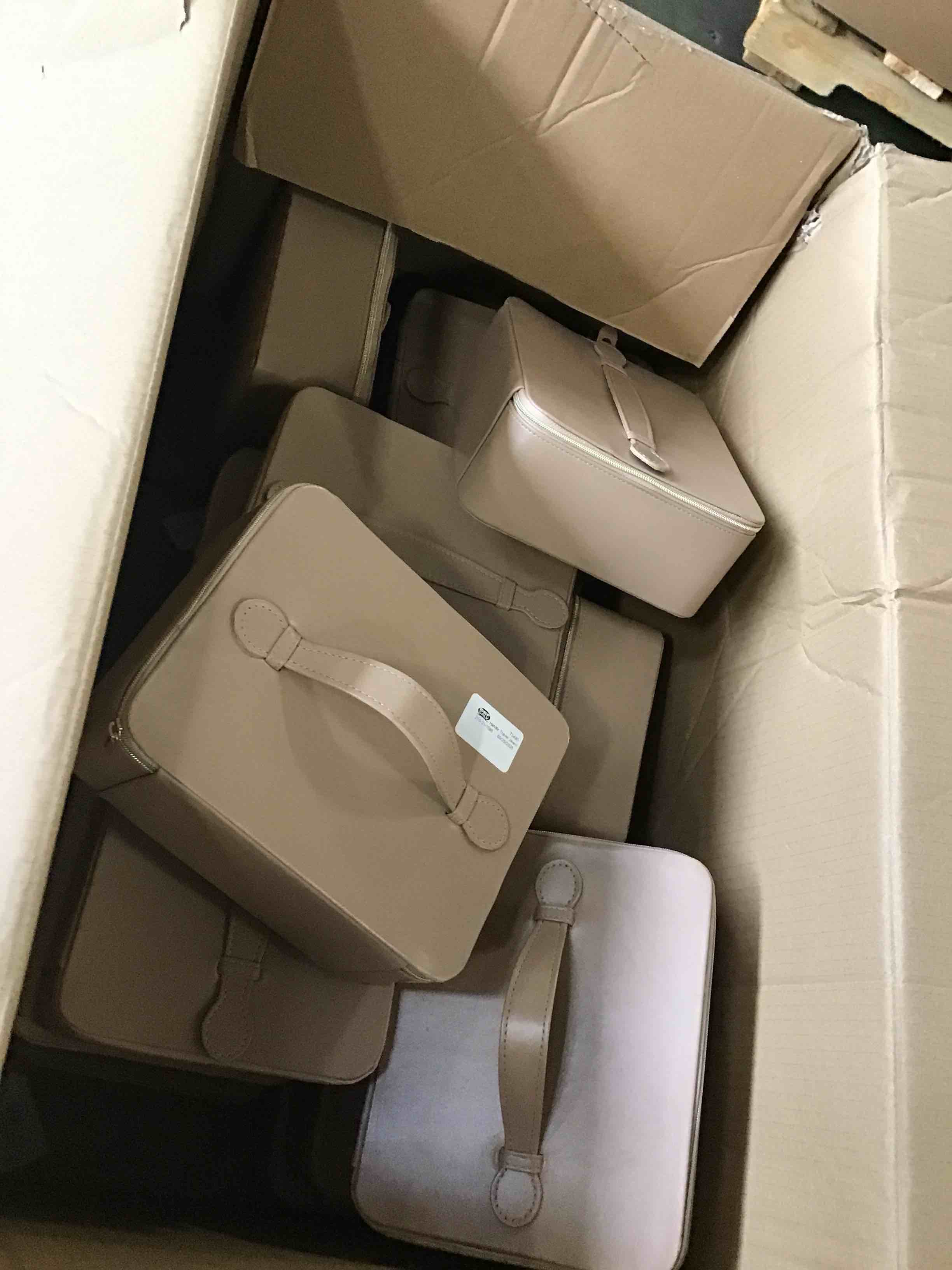 https://s3.amazonaws.com/lotting-images-prod/bidfta/TEA3226280_1749841922330.jpeg