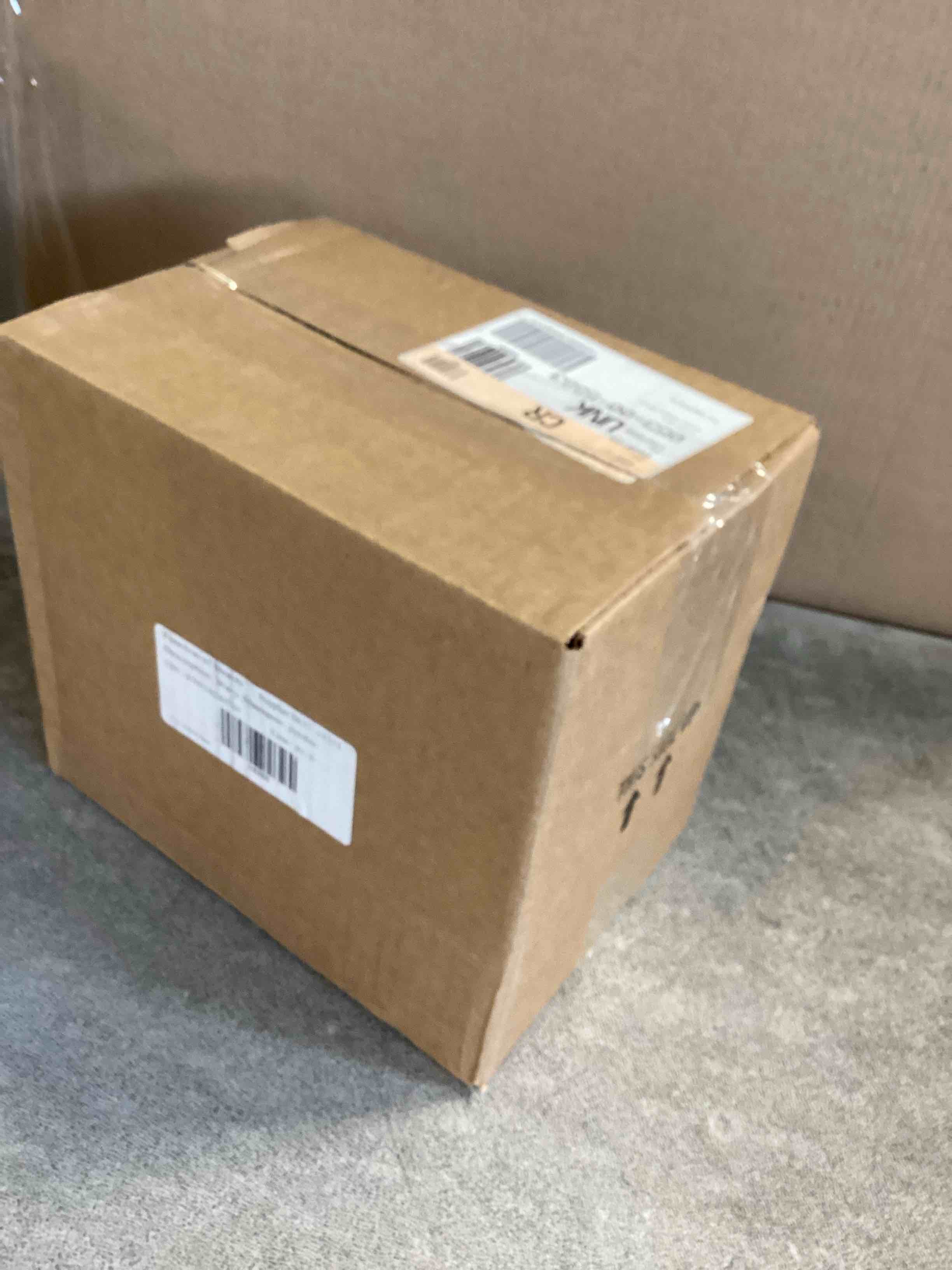 https://s3.amazonaws.com/lotting-images-prod/bidfta/TEA3227423_1751029475953.jpeg