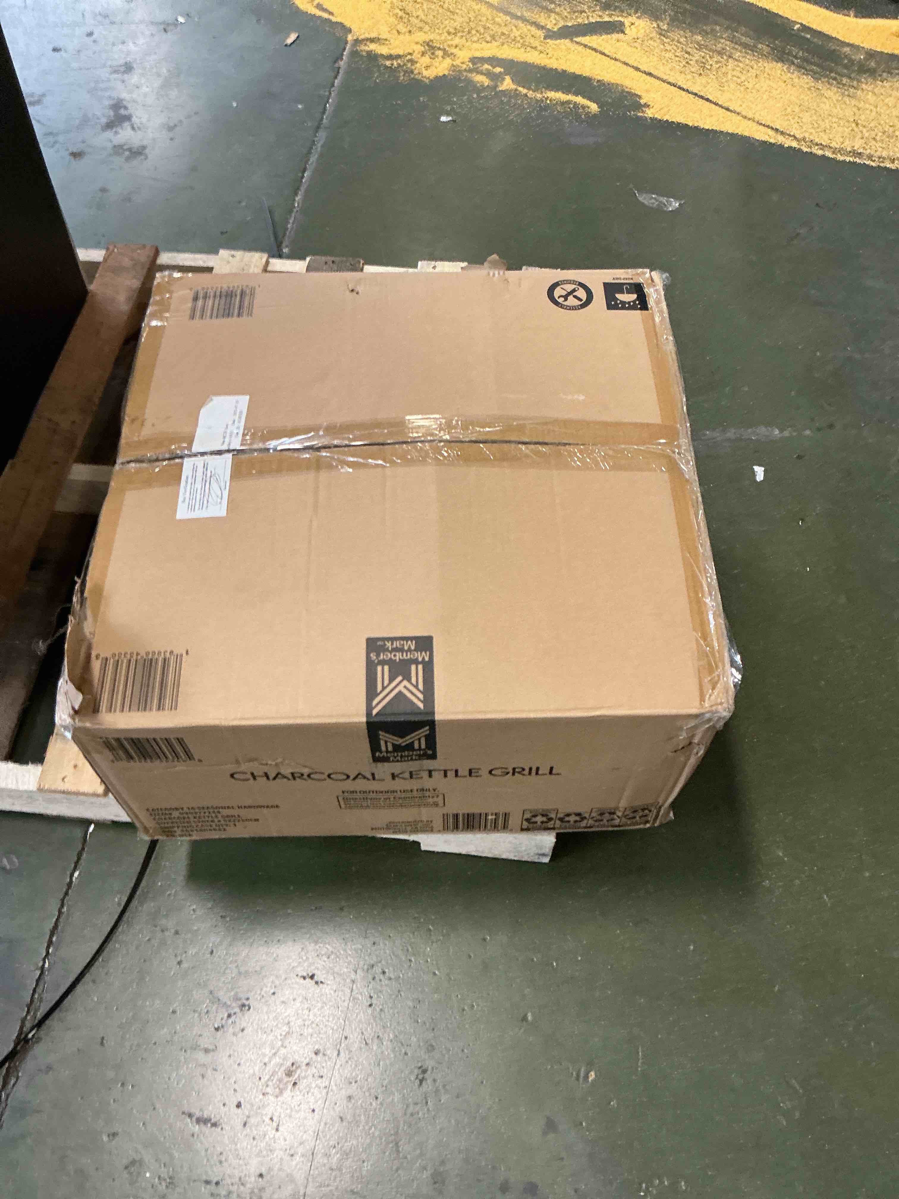 https://s3.amazonaws.com/lotting-images-prod/bidfta/TEA3241260_1755867213103.jpeg