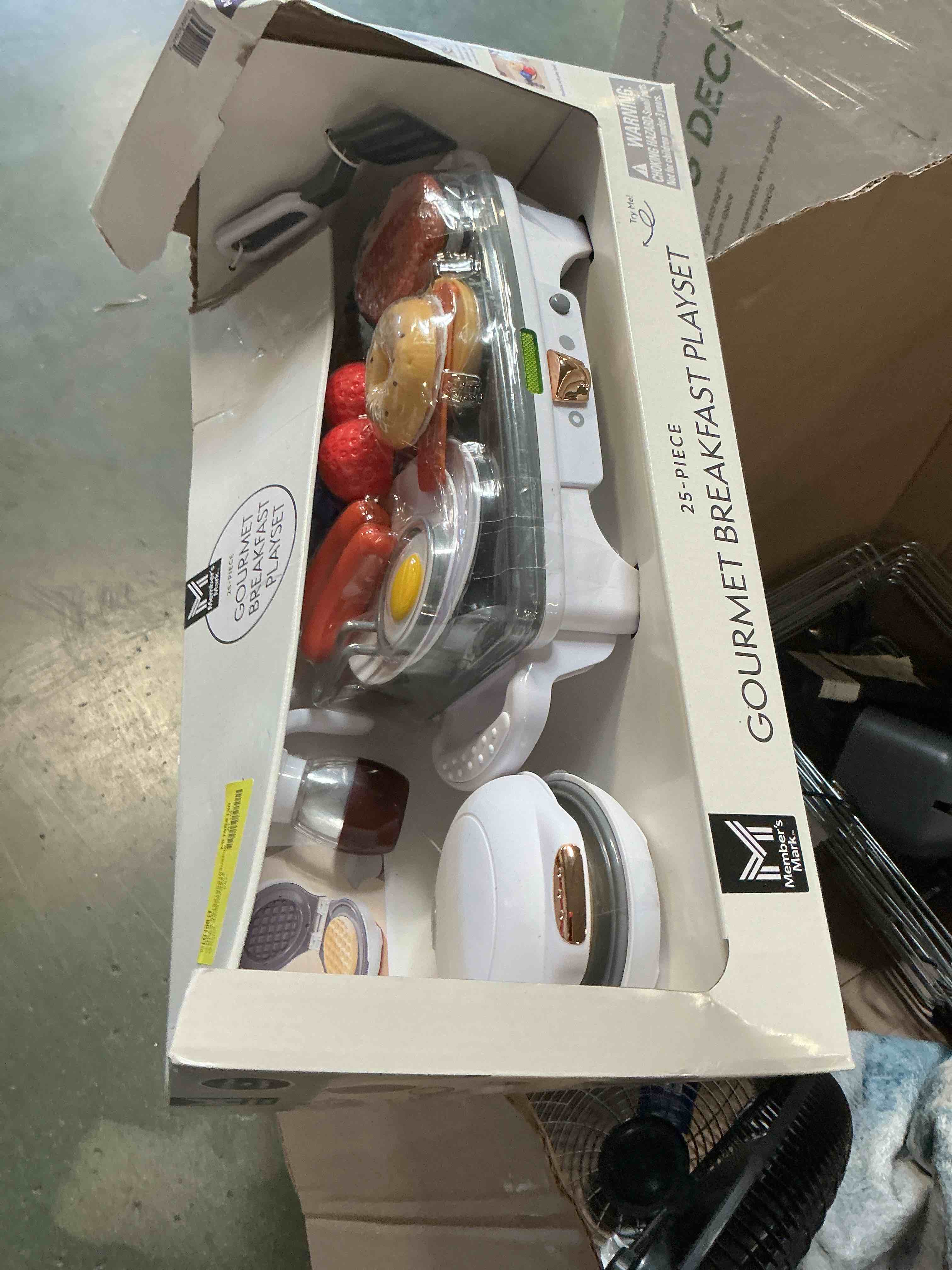 https://s3.amazonaws.com/lotting-images-prod/bidfta/TEA3241656_1756218430236.jpeg