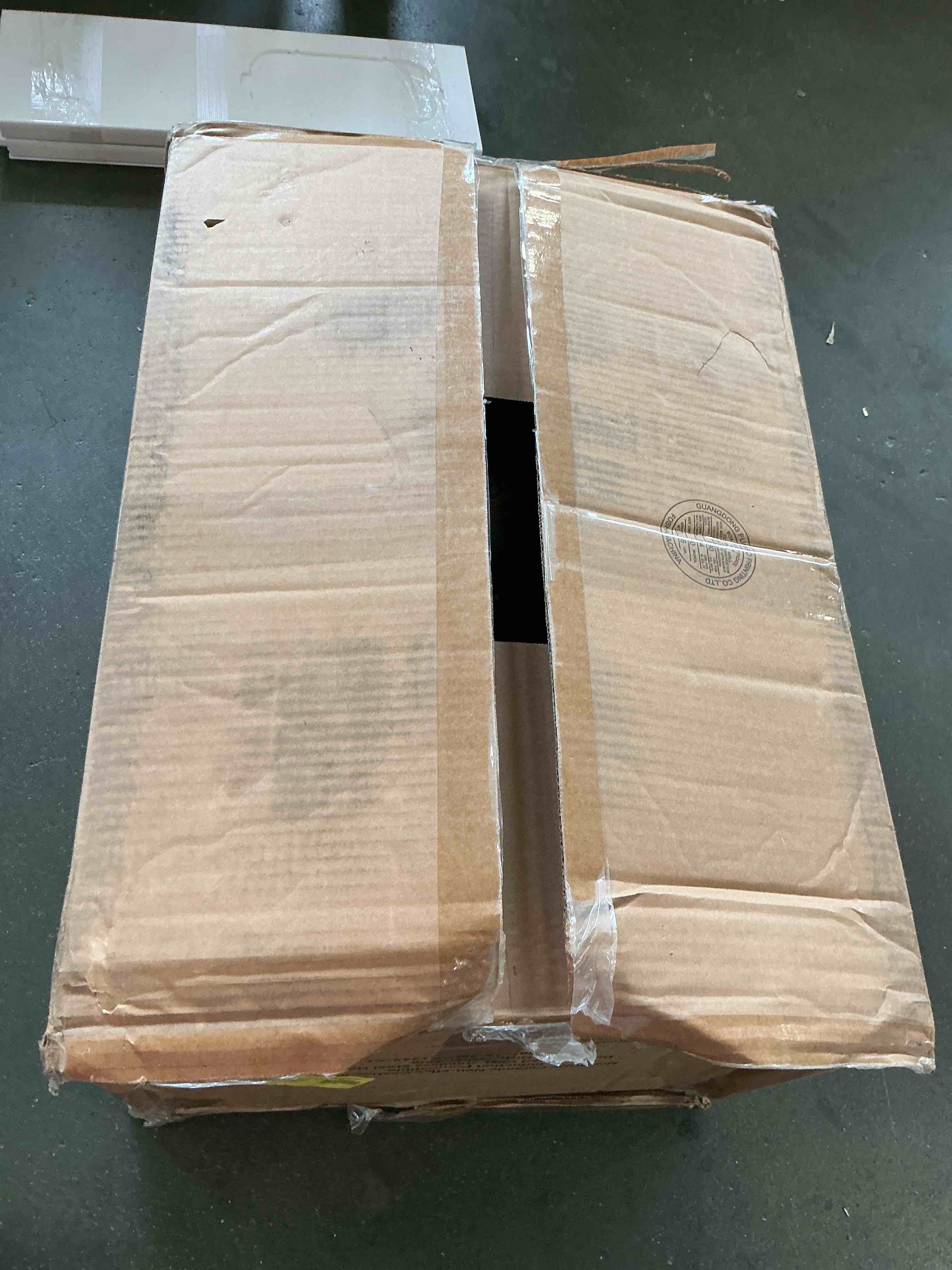 https://s3.amazonaws.com/lotting-images-prod/bidfta/TEA3248503_1755884377822.jpeg