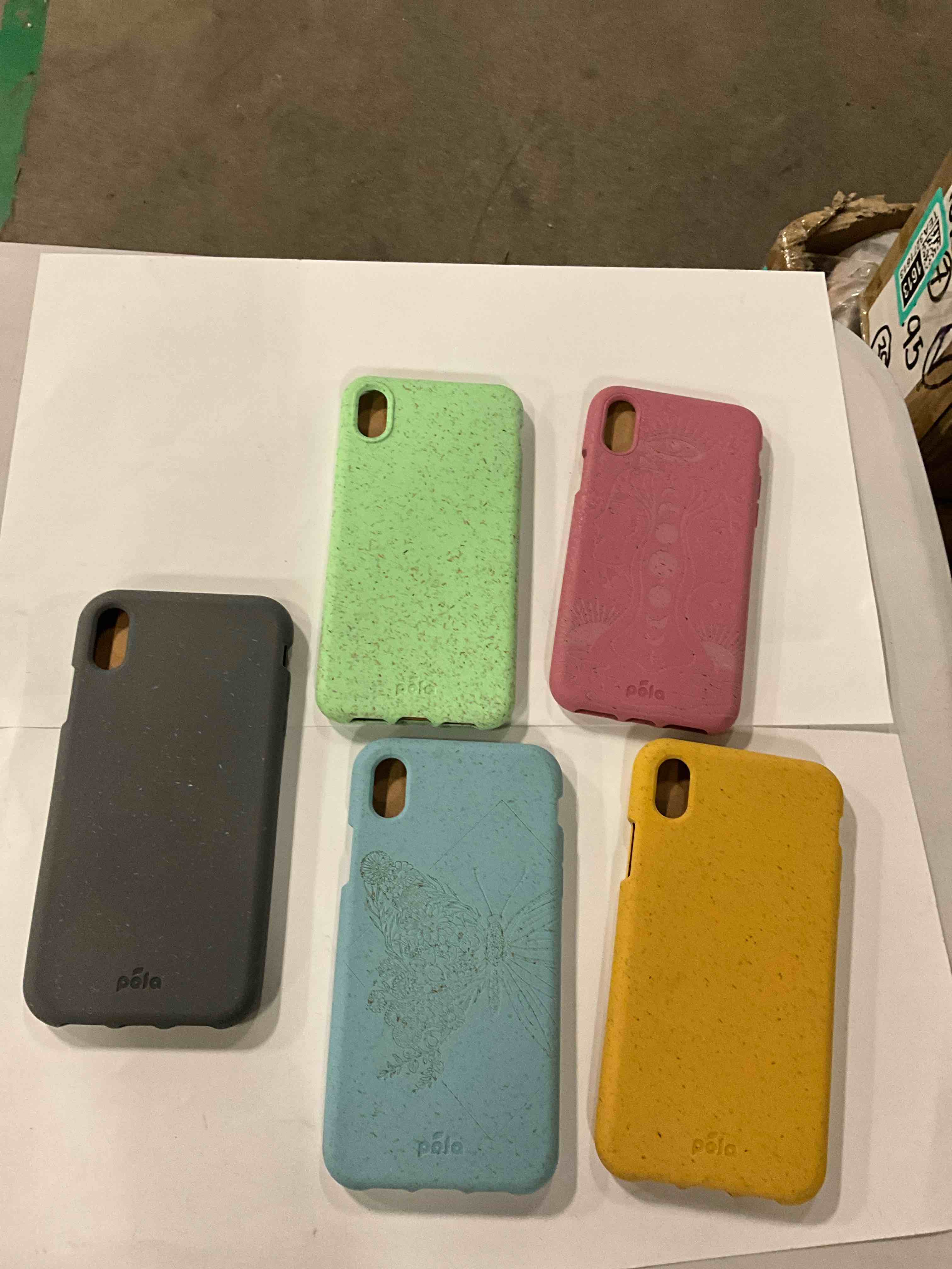 Assorted Box Lot of phone cases For : iPhone X/XS , iPhone XR, iPhone XS Max( Colors Vary)