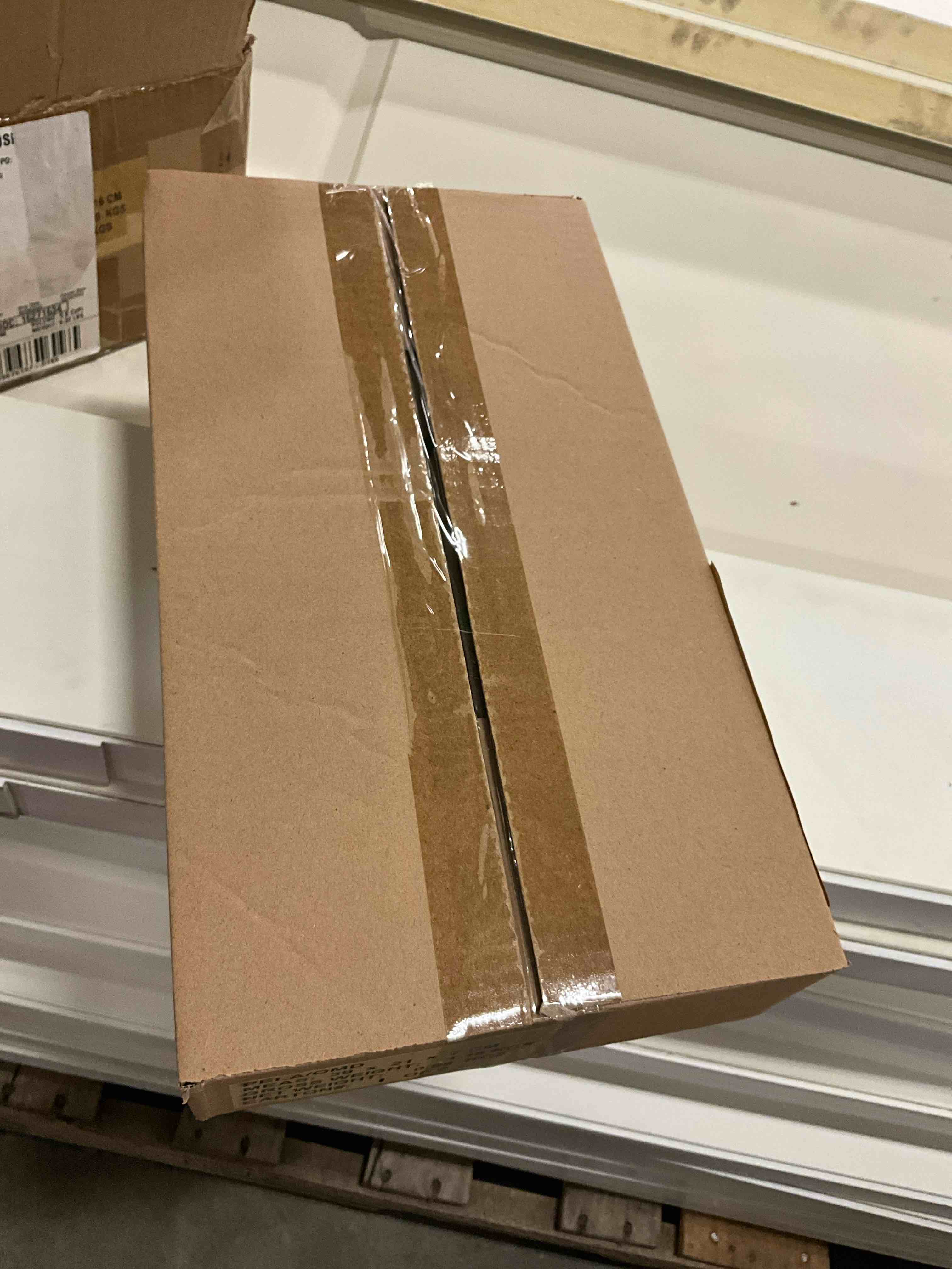 https://s3.amazonaws.com/lotting-images-prod/bidfta/TEA3271786_1755546800644.jpeg