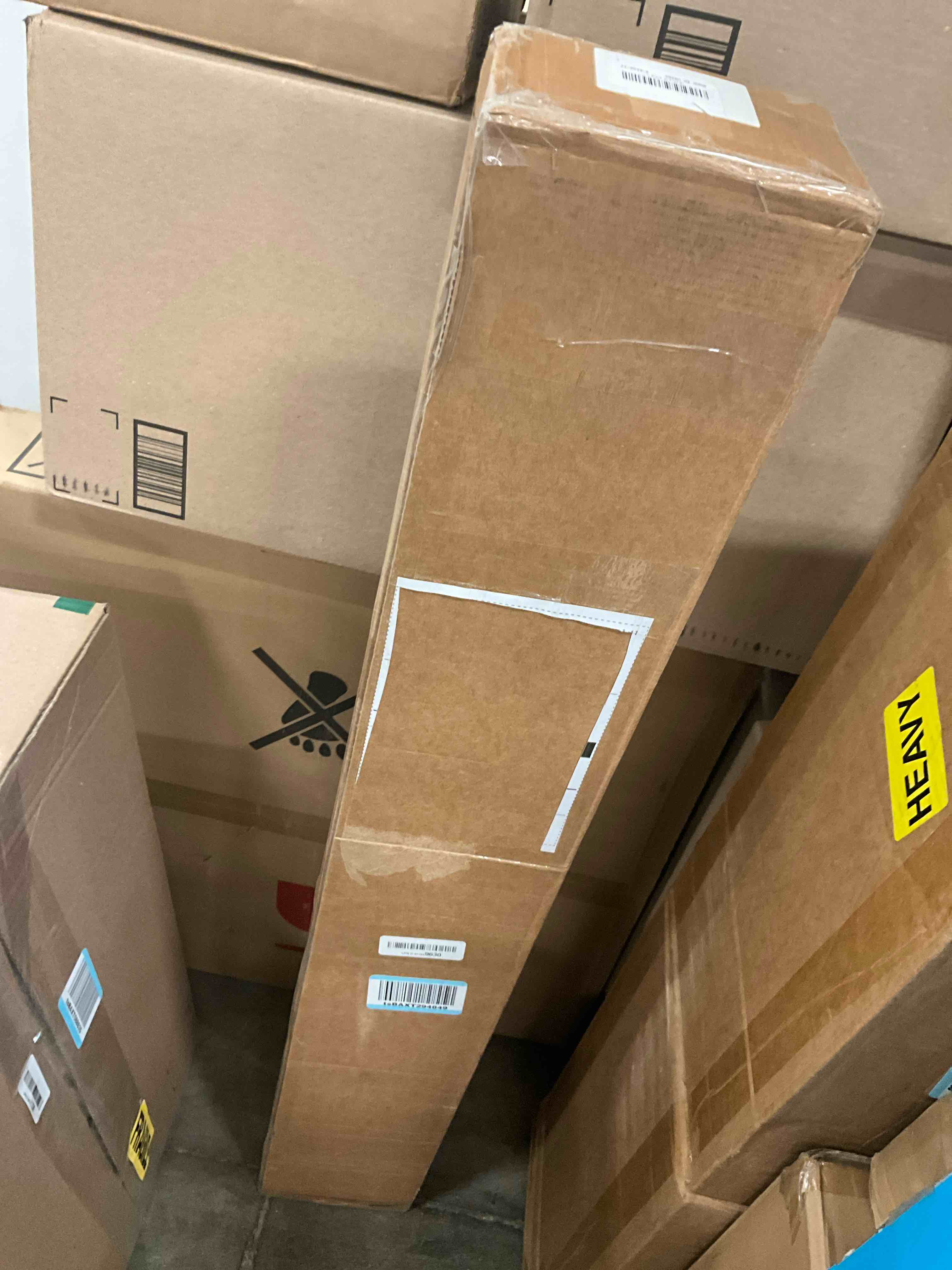 https://s3.amazonaws.com/lotting-images-prod/bidfta/TEA3271896_1755614370552.jpeg