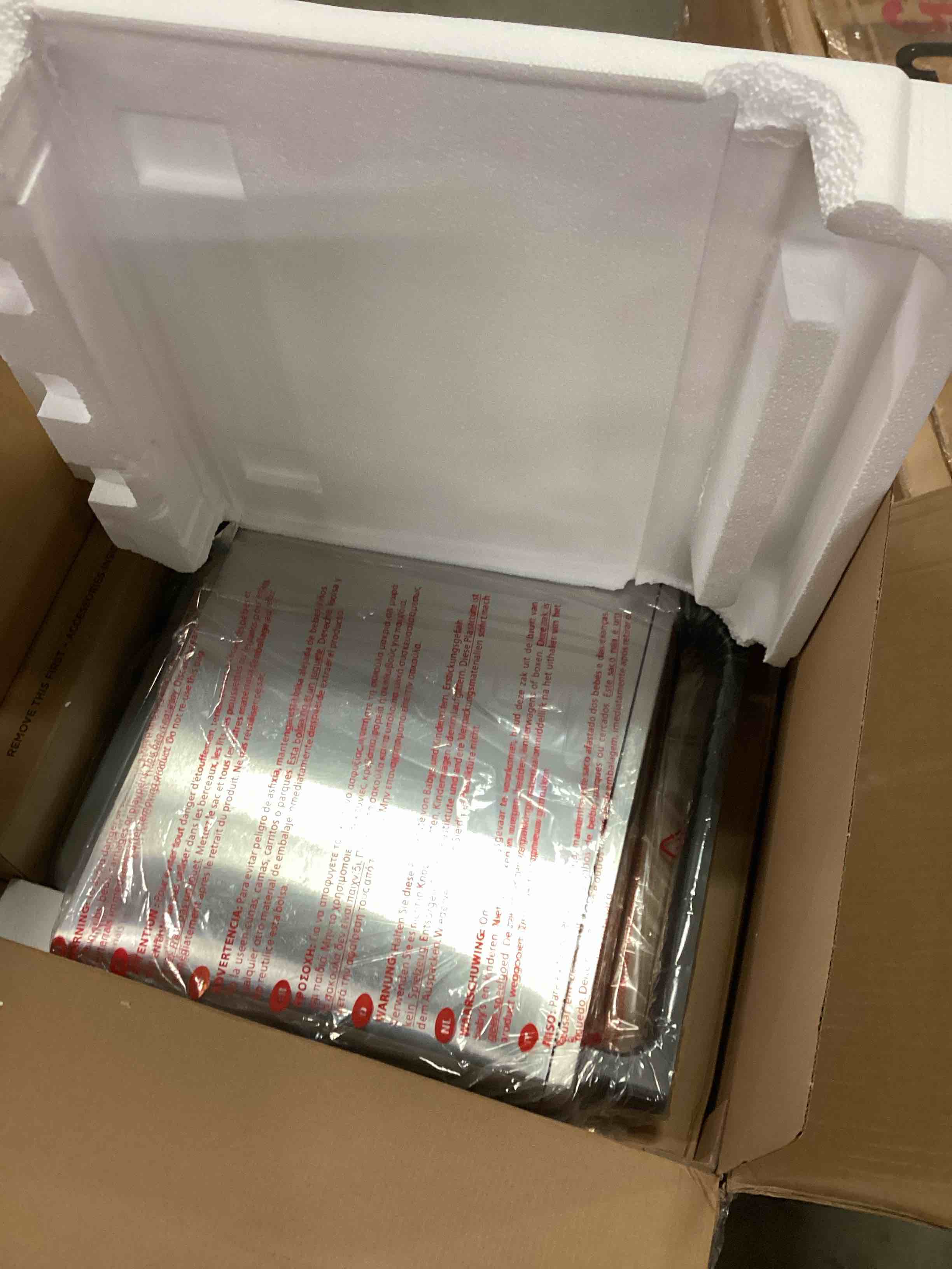 https://s3.amazonaws.com/lotting-images-prod/bidfta/TEA3273670_1756822318763.jpeg