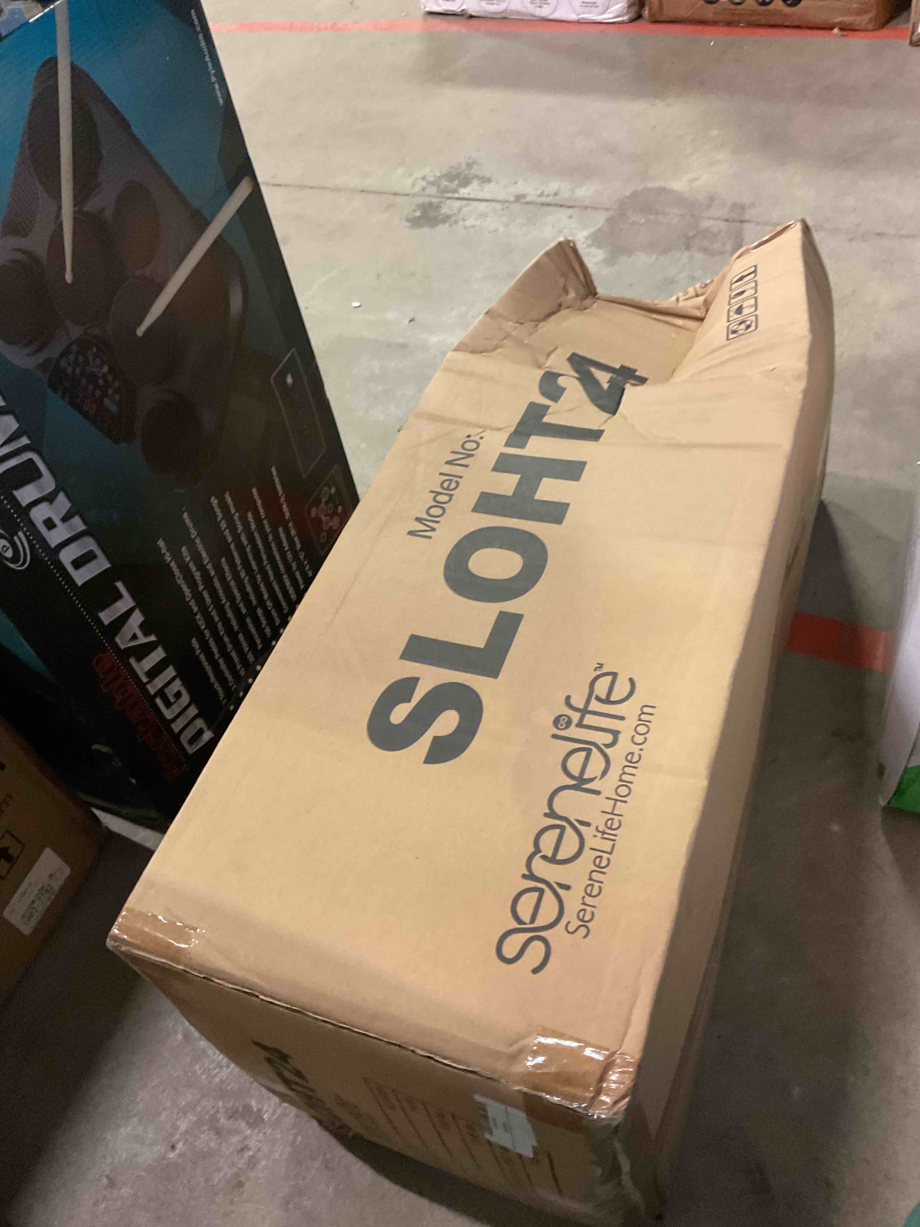 https://s3.amazonaws.com/lotting-images-prod/bidfta/TEA3273696_1756841565952.jpeg