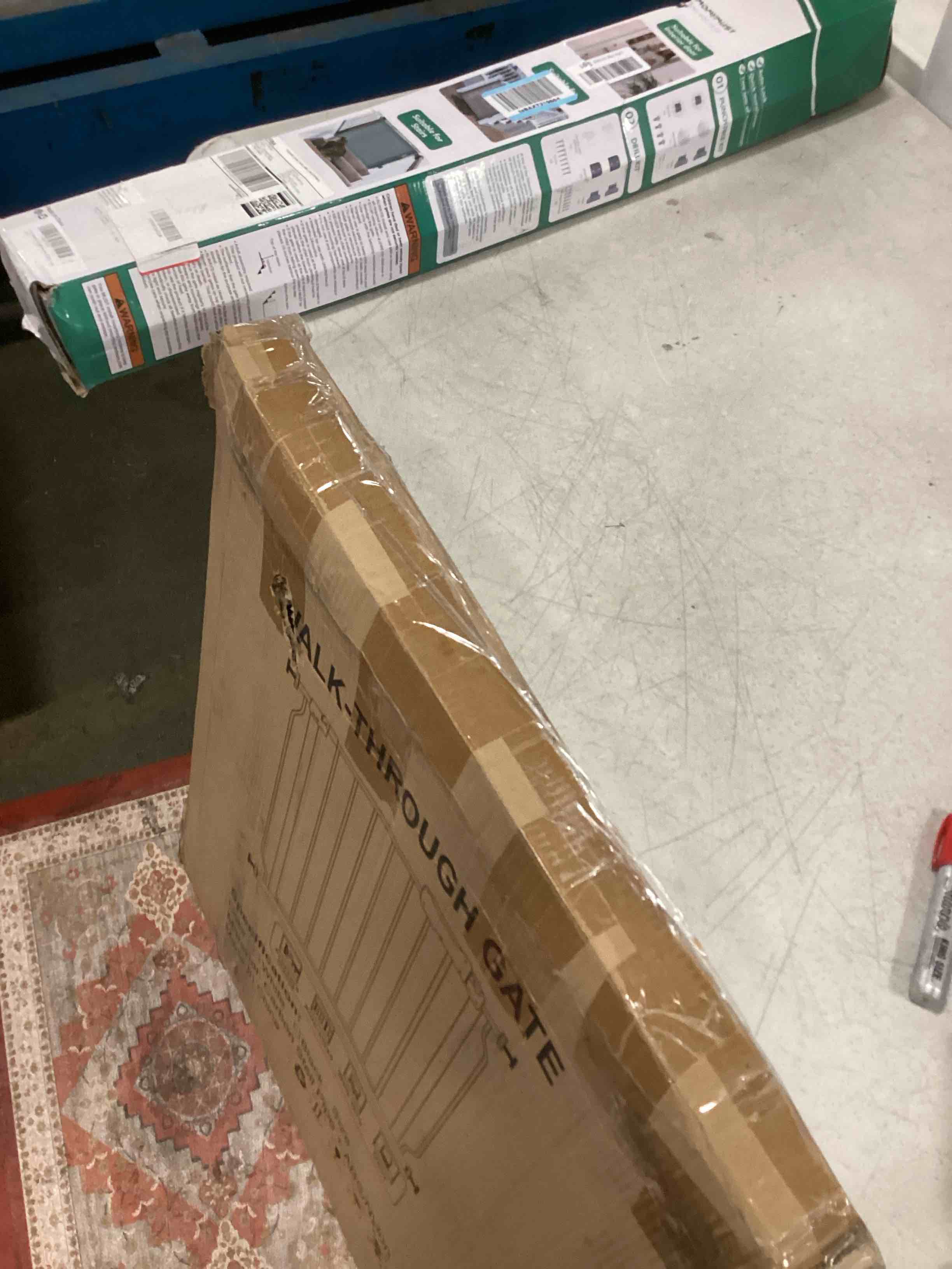 https://s3.amazonaws.com/lotting-images-prod/bidfta/TEA3313219_1752608764099.jpeg
