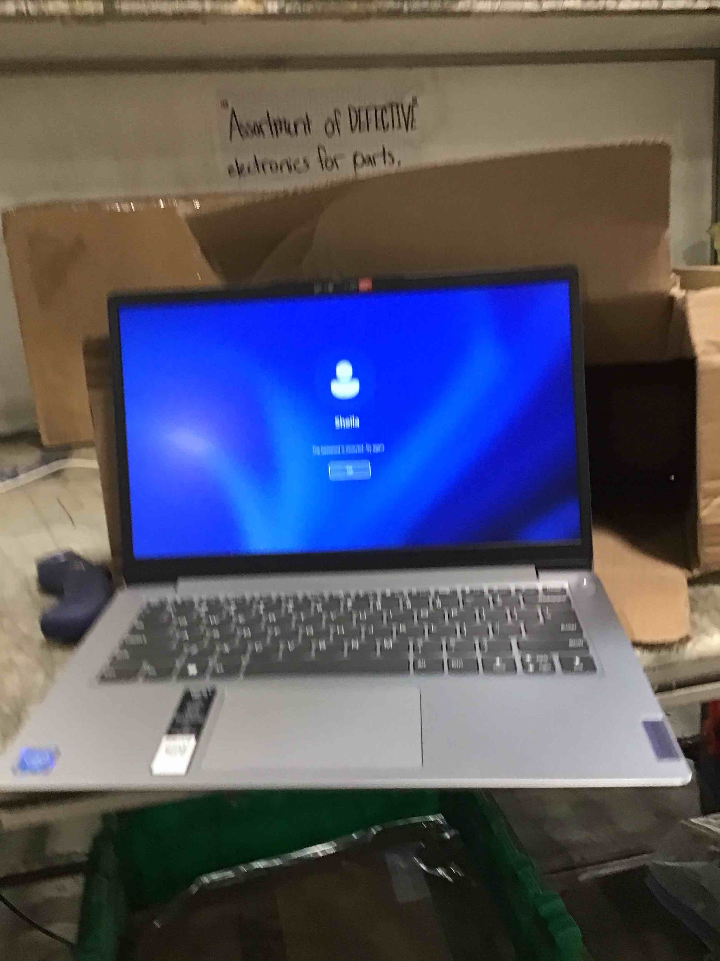 https://s3.amazonaws.com/lotting-images-prod/bidfta/TEA3314704_1756816801241.jpeg