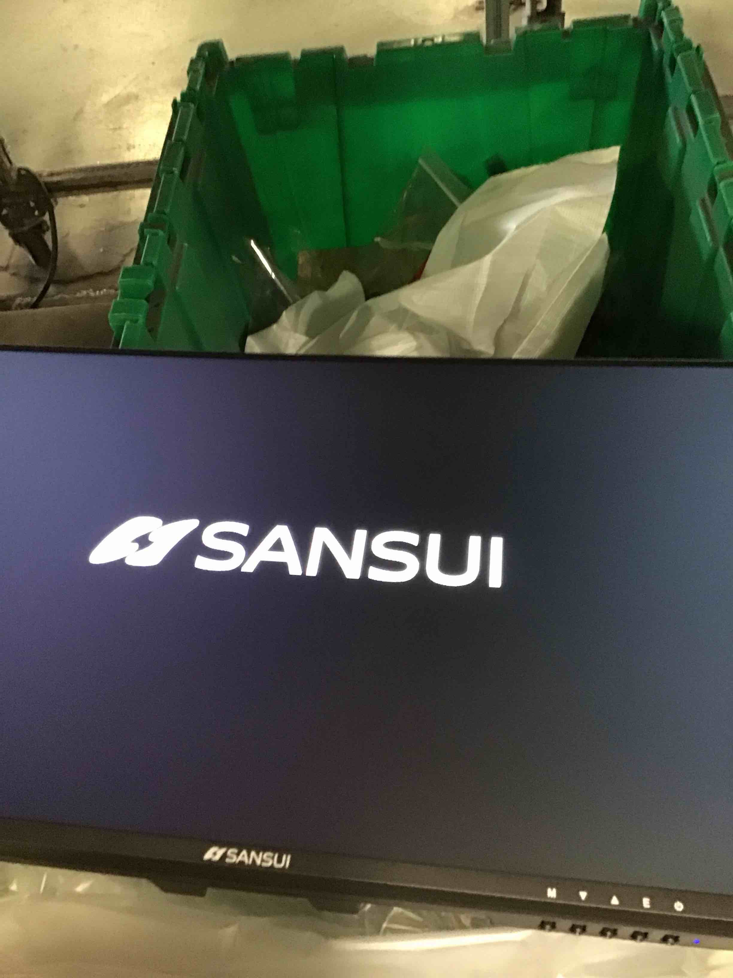 https://s3.amazonaws.com/lotting-images-prod/bidfta/TEA3319909_1753192204368.jpeg