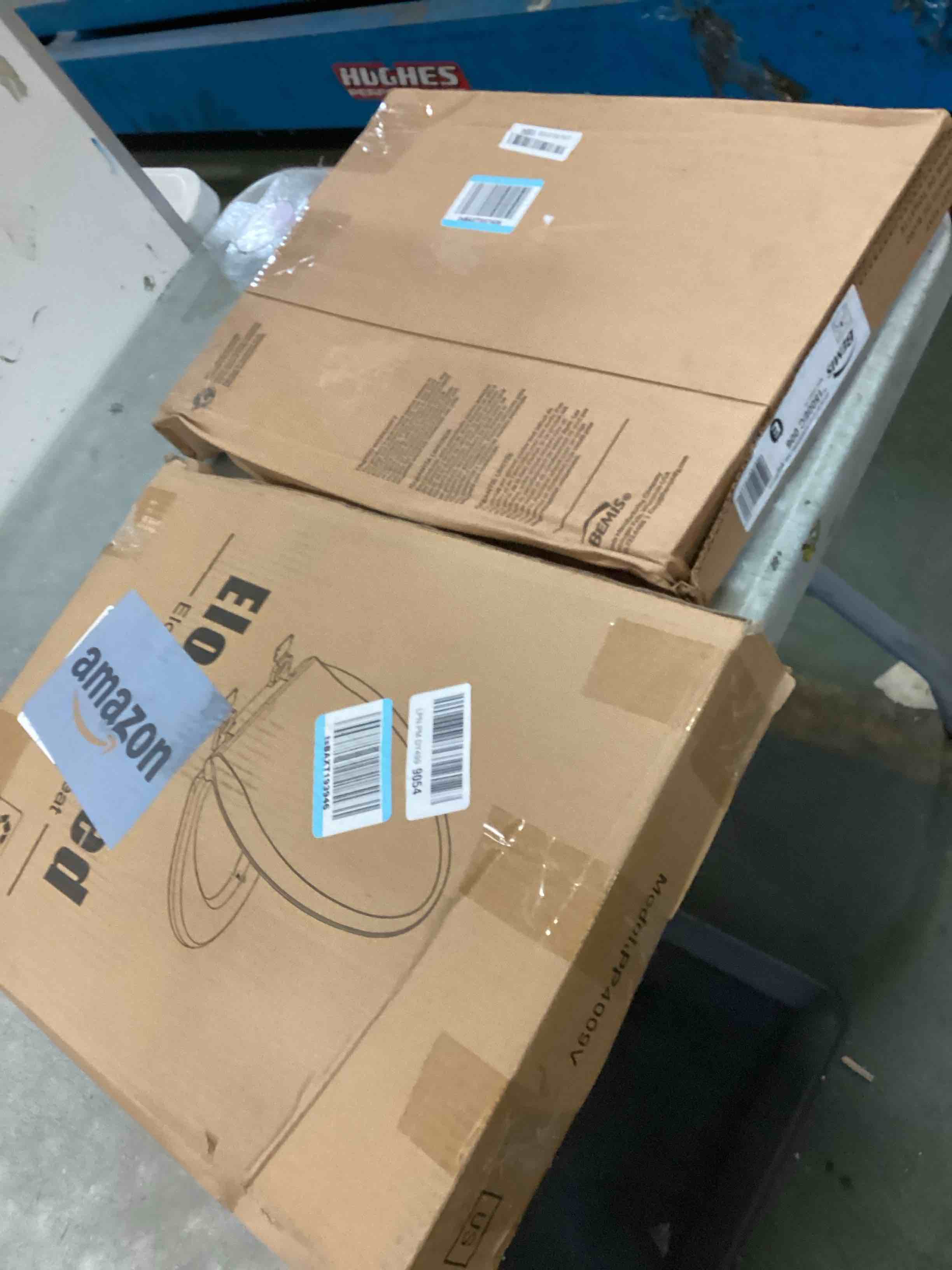 https://s3.amazonaws.com/lotting-images-prod/bidfta/TEA3320677_1753276802599.jpeg