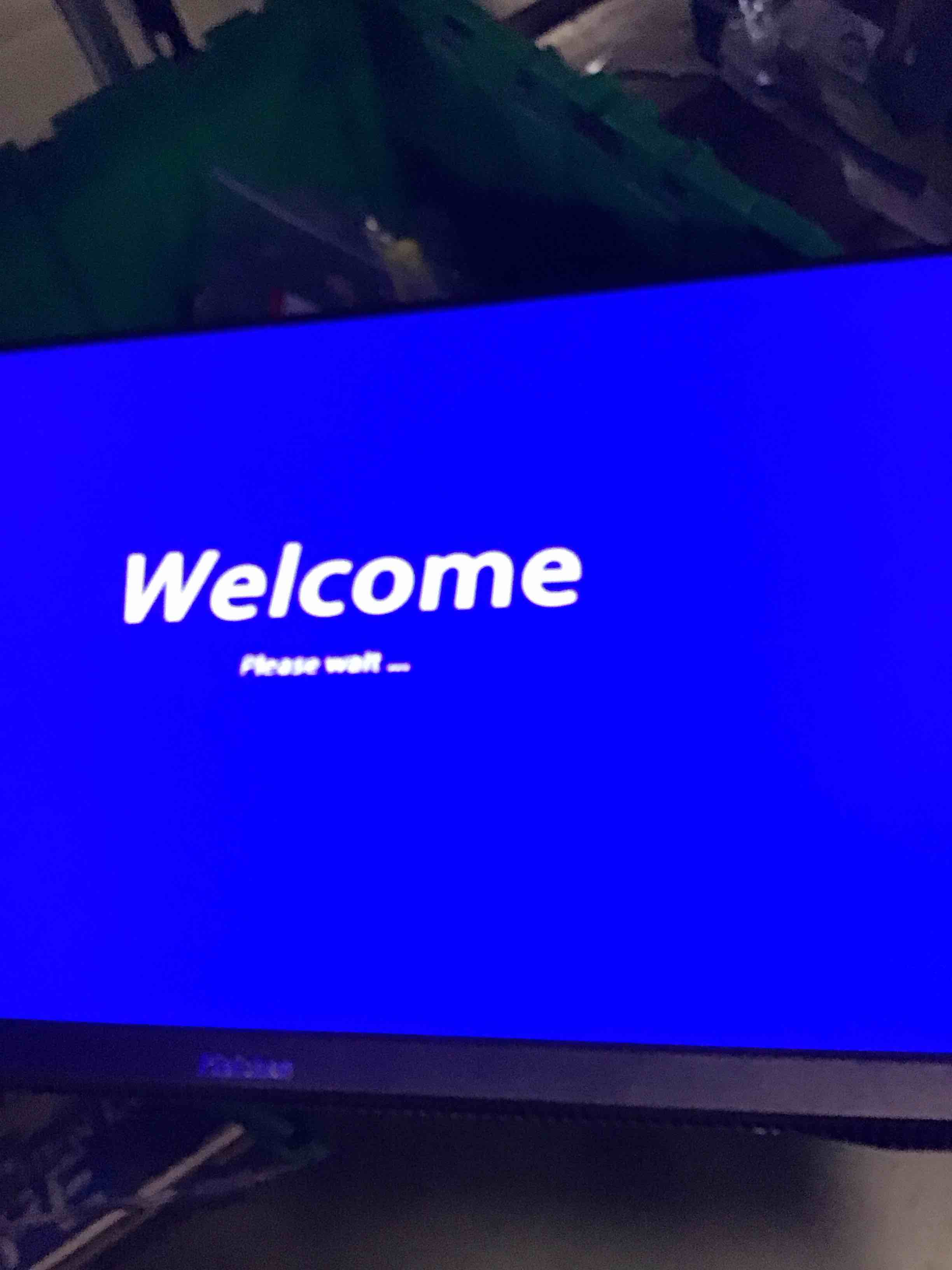 https://s3.amazonaws.com/lotting-images-prod/bidfta/TEA3325139_1752760330153.jpeg