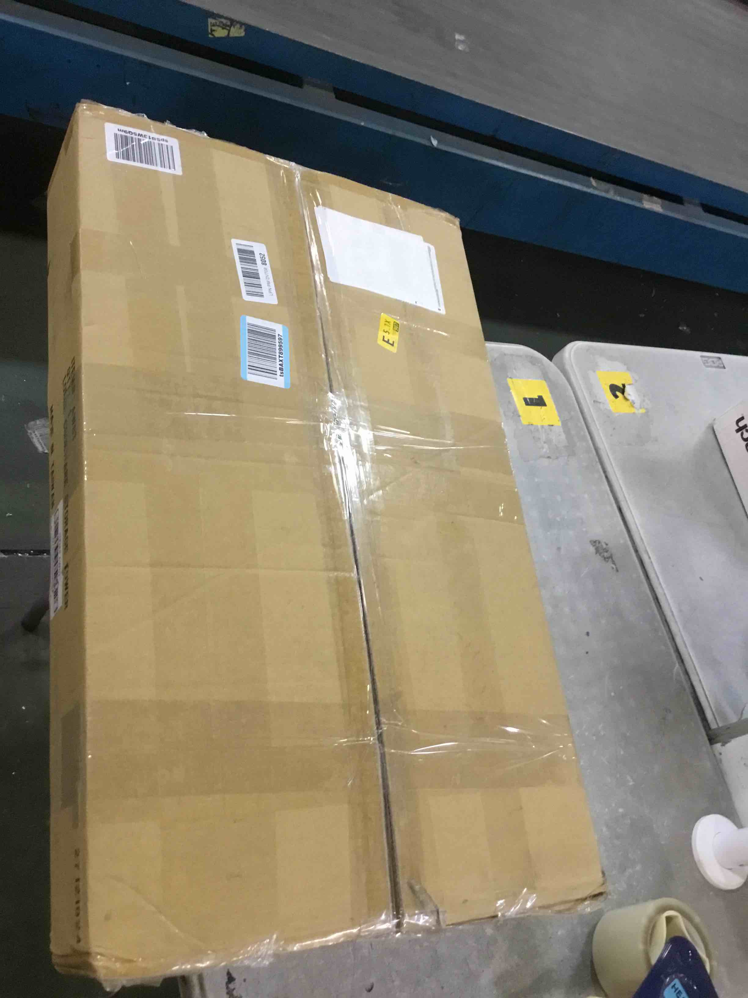 https://s3.amazonaws.com/lotting-images-prod/bidfta/TEA3328401_1746467349225.jpeg