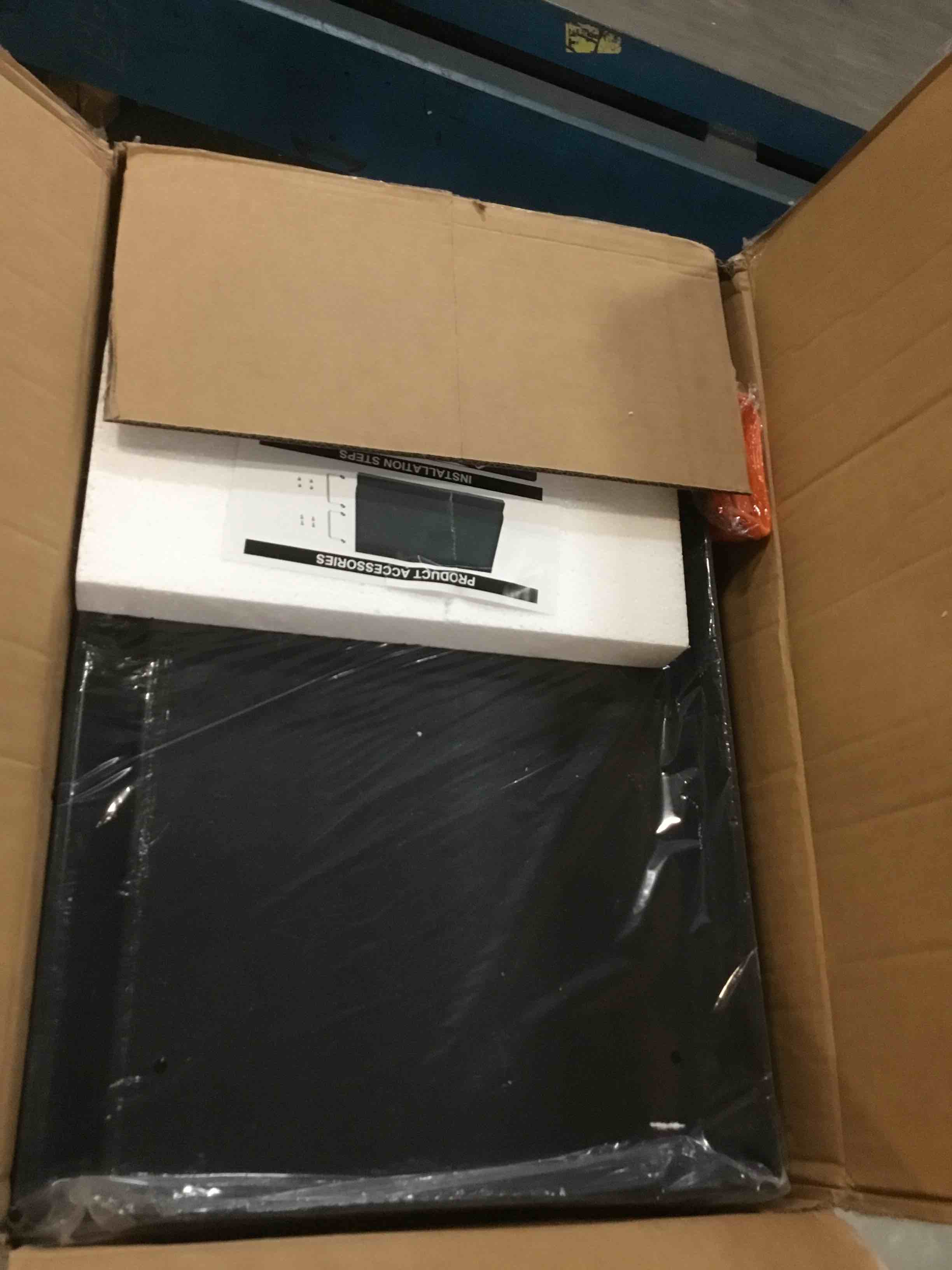 https://s3.amazonaws.com/lotting-images-prod/bidfta/TEA3328431_1746469605081.jpeg