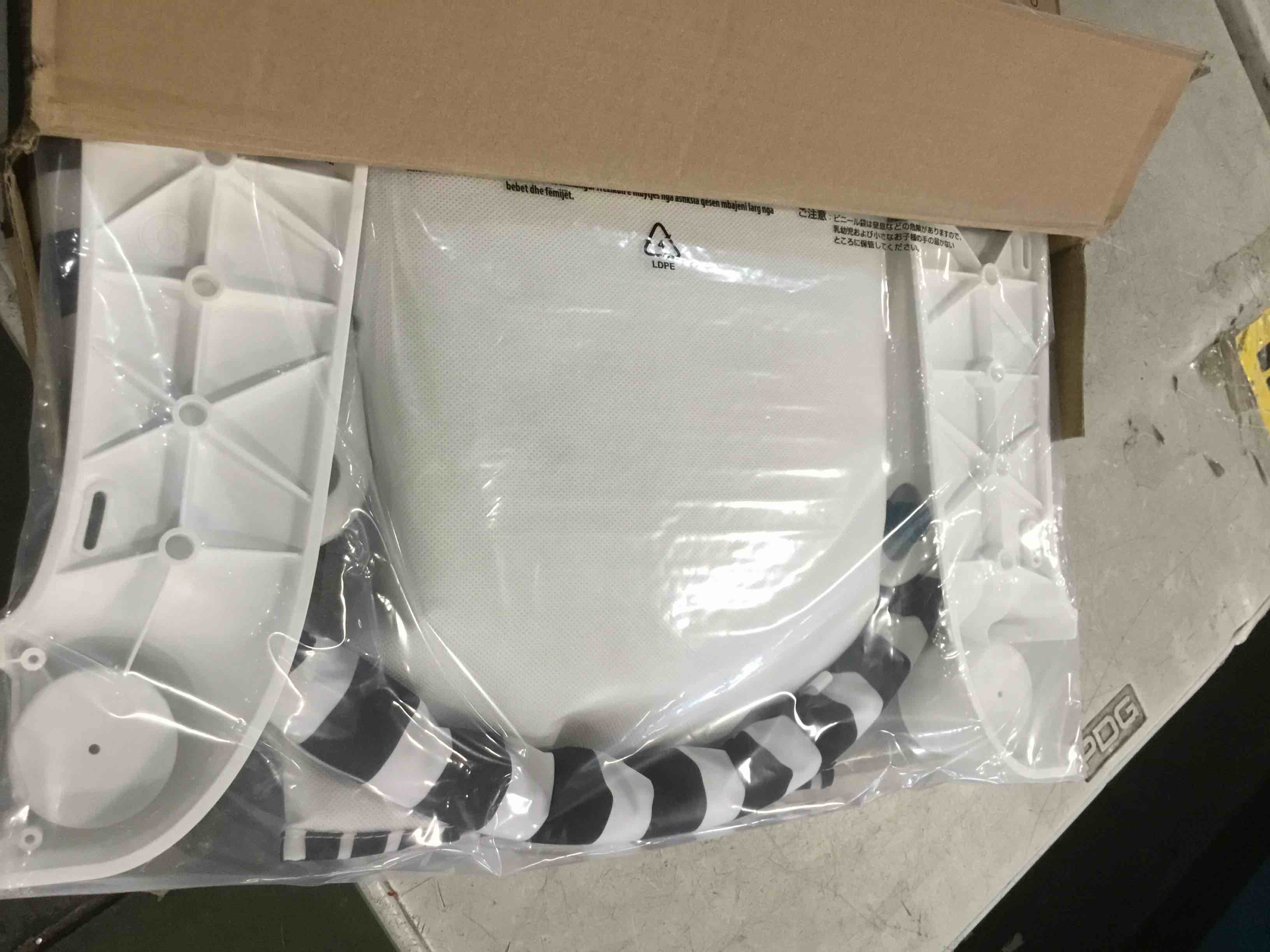 https://s3.amazonaws.com/lotting-images-prod/bidfta/TEA3329190_1746794990979.jpeg