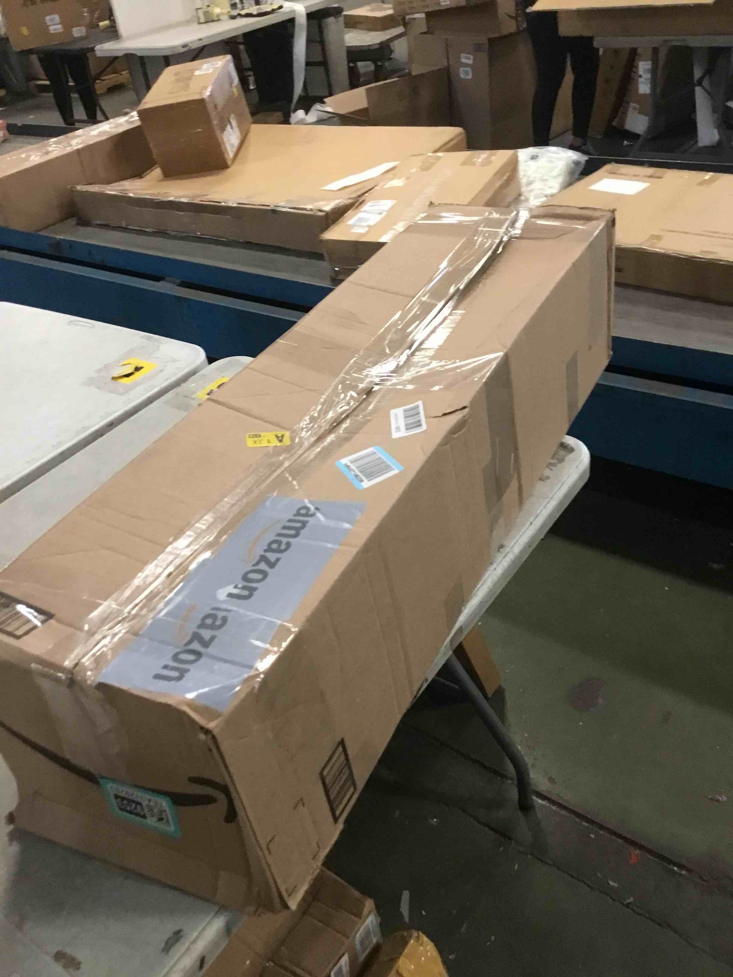 https://s3.amazonaws.com/lotting-images-prod/bidfta/TEA3329253_1746802161440.jpeg