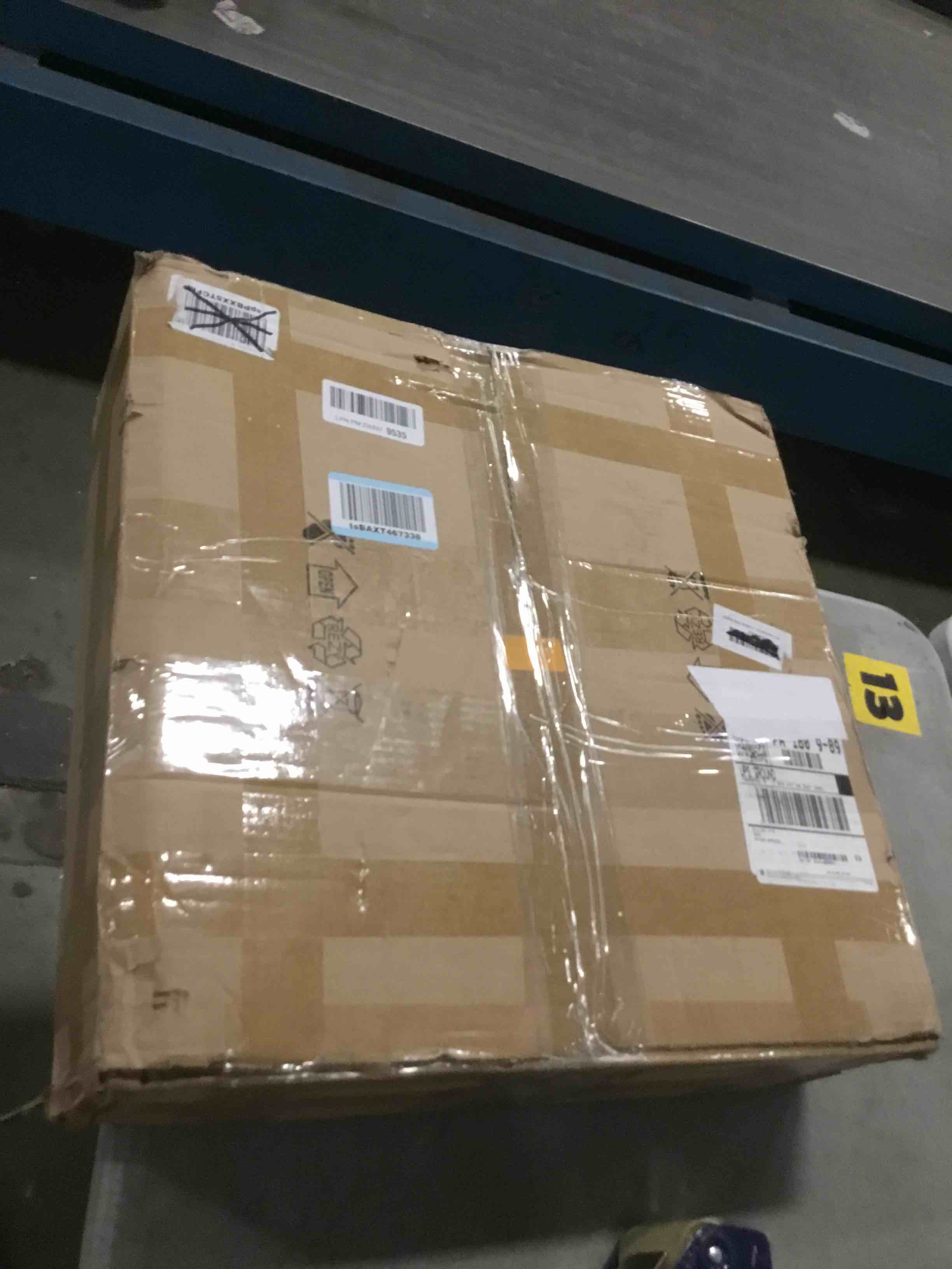 https://s3.amazonaws.com/lotting-images-prod/bidfta/TEA3329504_1747063323156.jpeg
