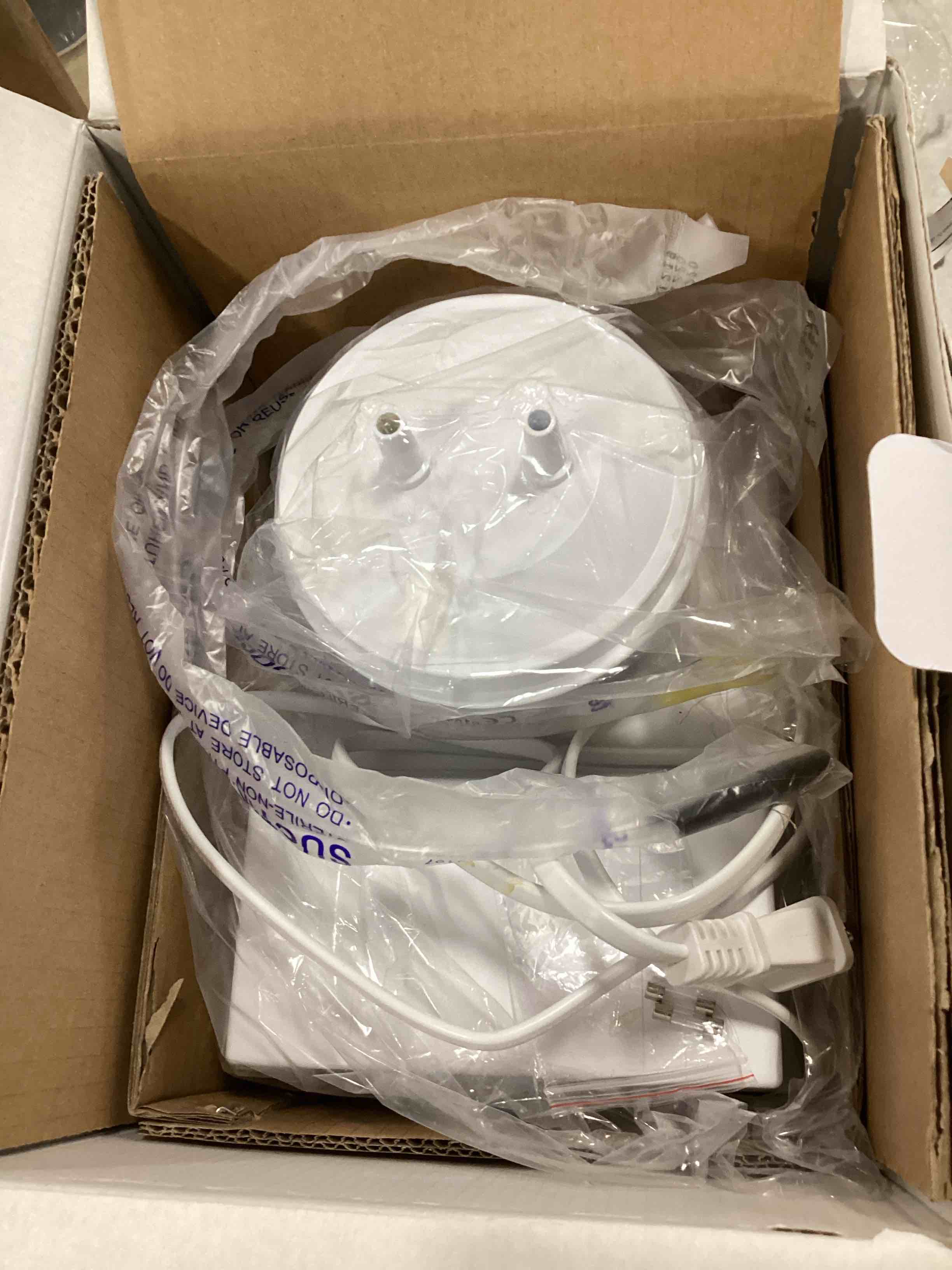 https://s3.amazonaws.com/lotting-images-prod/bidfta/TEA3331050_1746545213131.jpeg