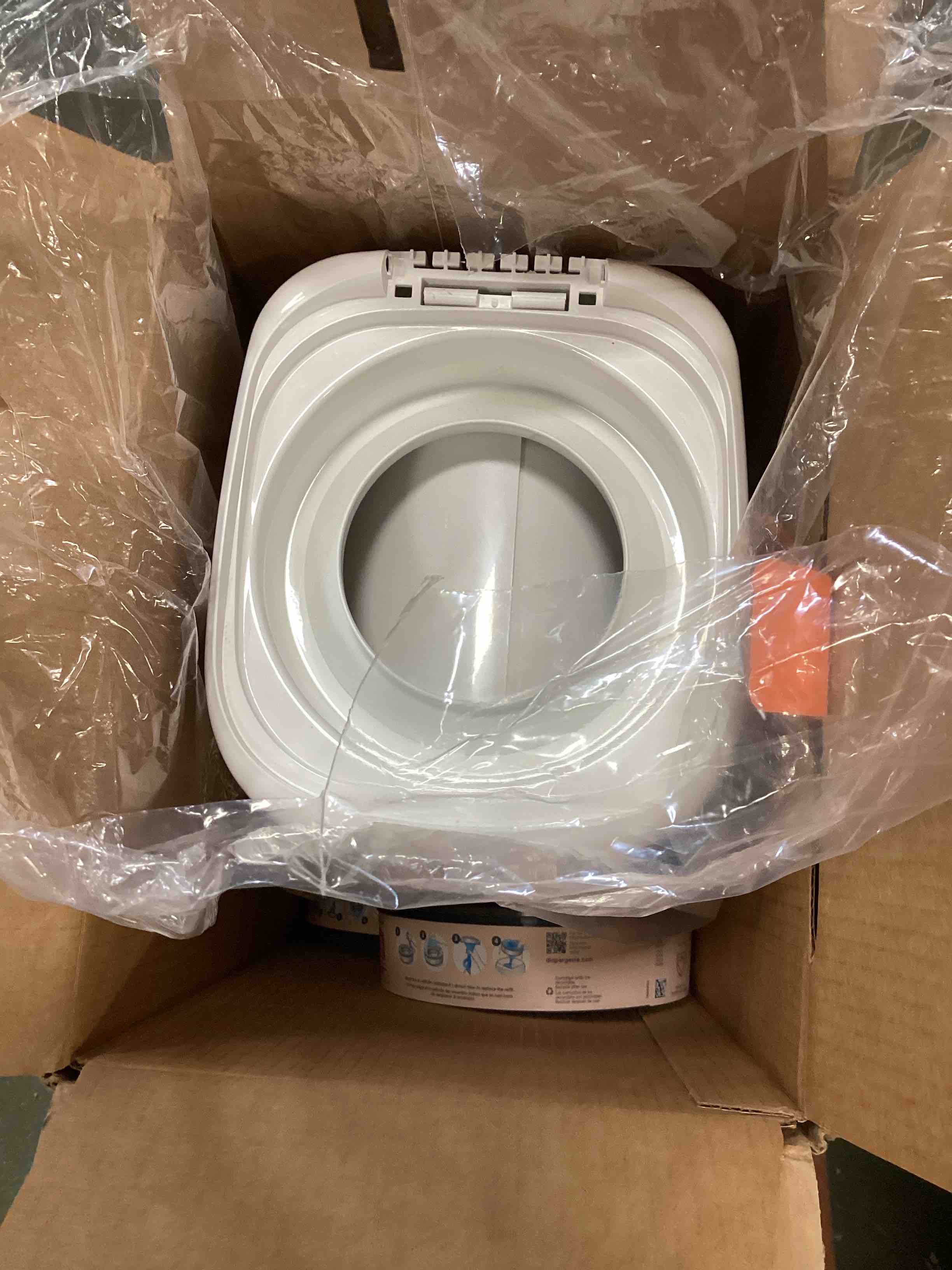 https://s3.amazonaws.com/lotting-images-prod/bidfta/TEA3331305_1746642020941.jpeg